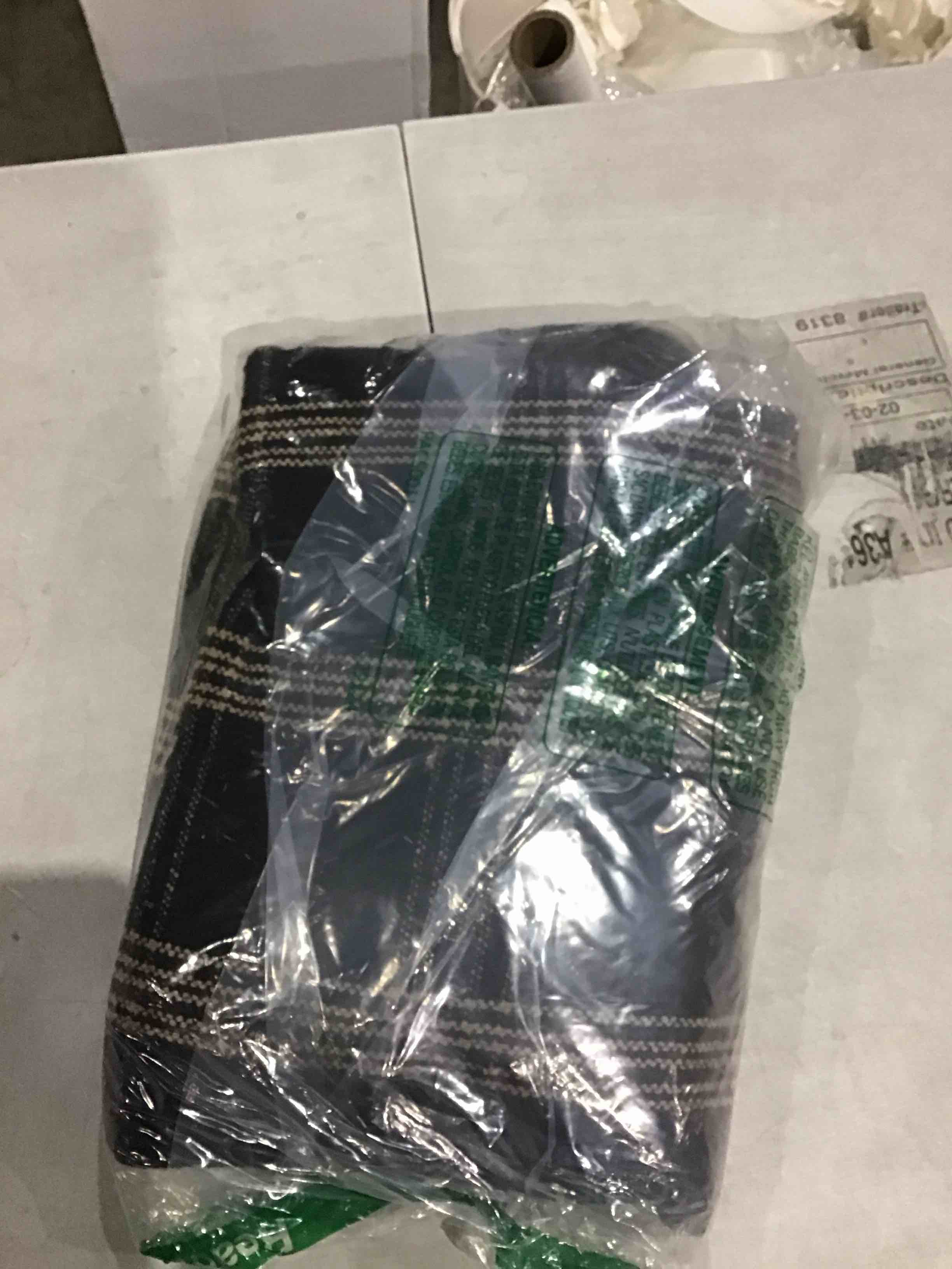 https://s3.amazonaws.com/lotting-images-prod/bidfta/PPE1587454_1746464893278.jpeg