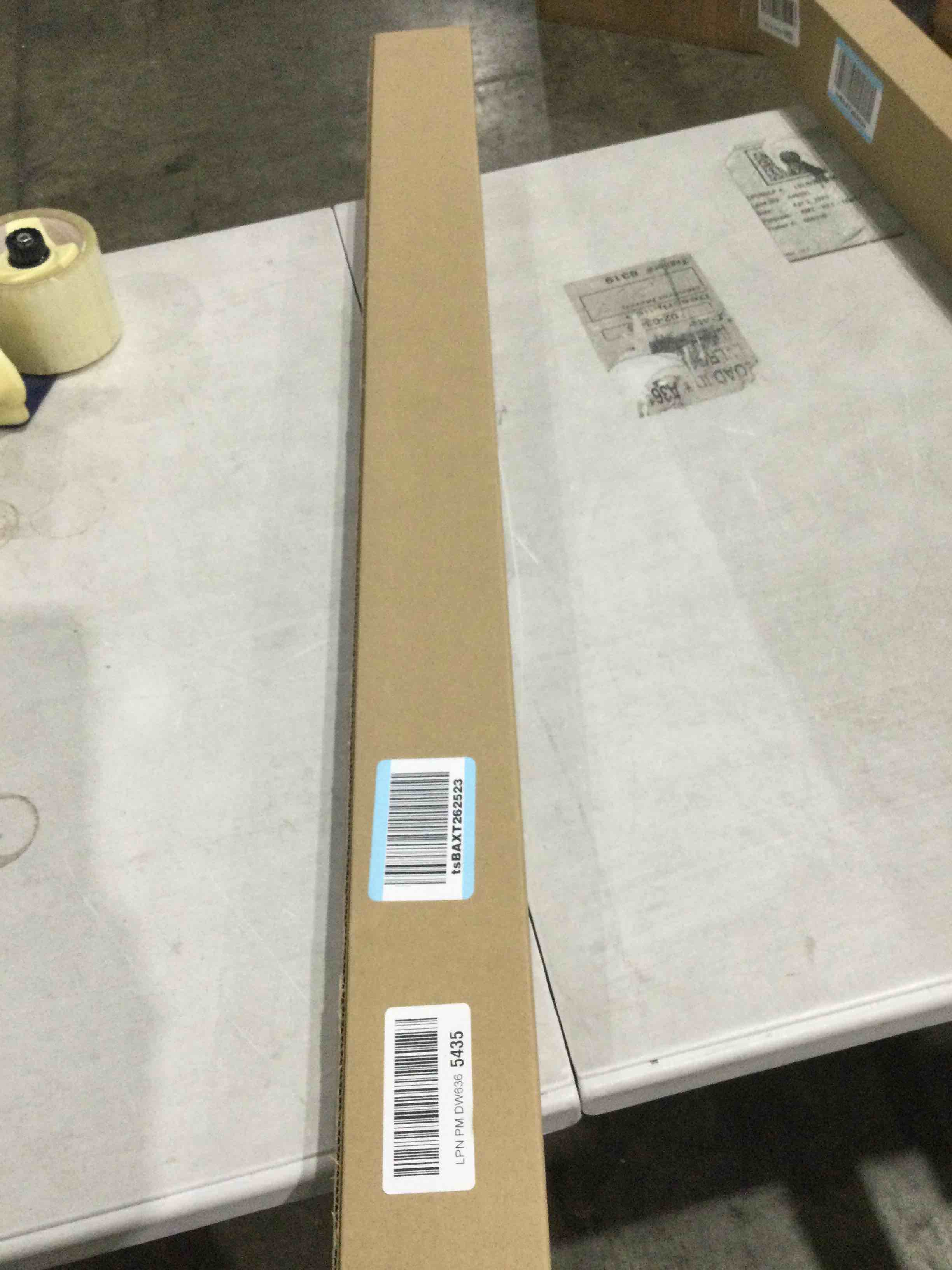 https://s3.amazonaws.com/lotting-images-prod/bidfta/PPE1587787_1746543226796.jpeg