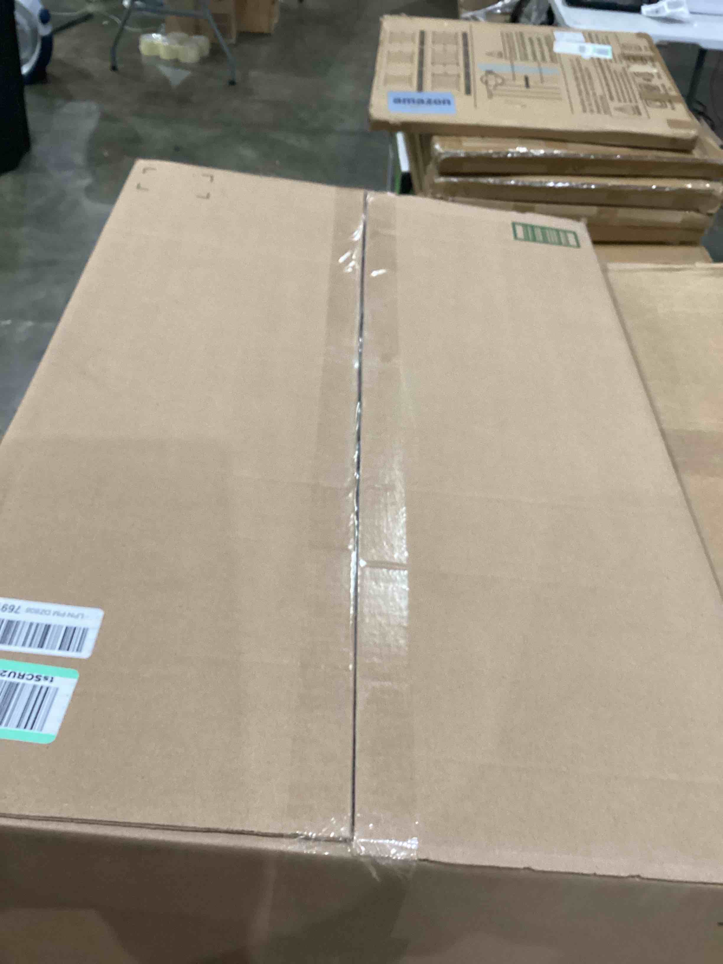 https://s3.amazonaws.com/lotting-images-prod/bidfta/PPE1588192_1751896392364.jpeg