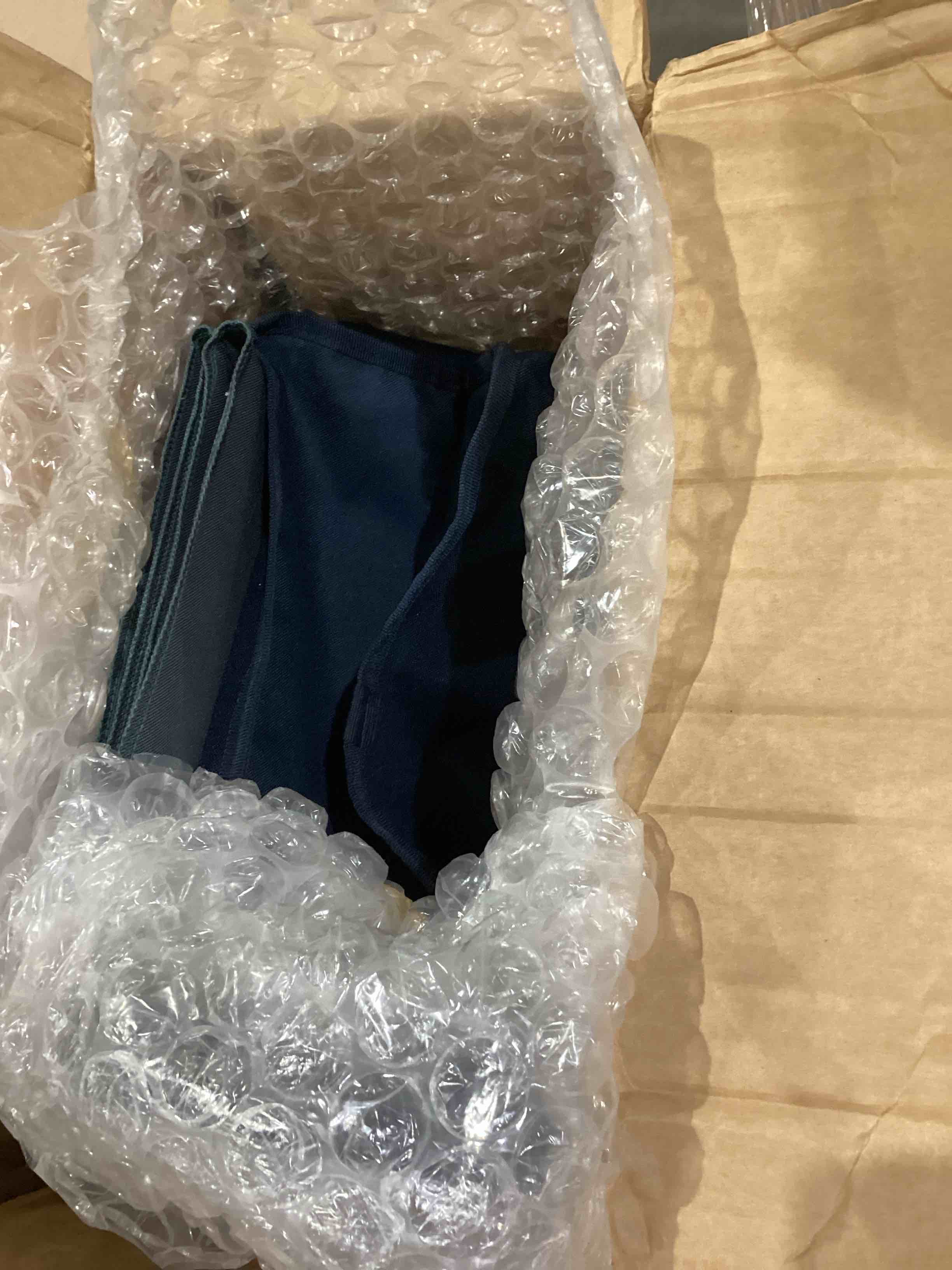 https://s3.amazonaws.com/lotting-images-prod/bidfta/PPE1588218_1751900198325.jpeg
