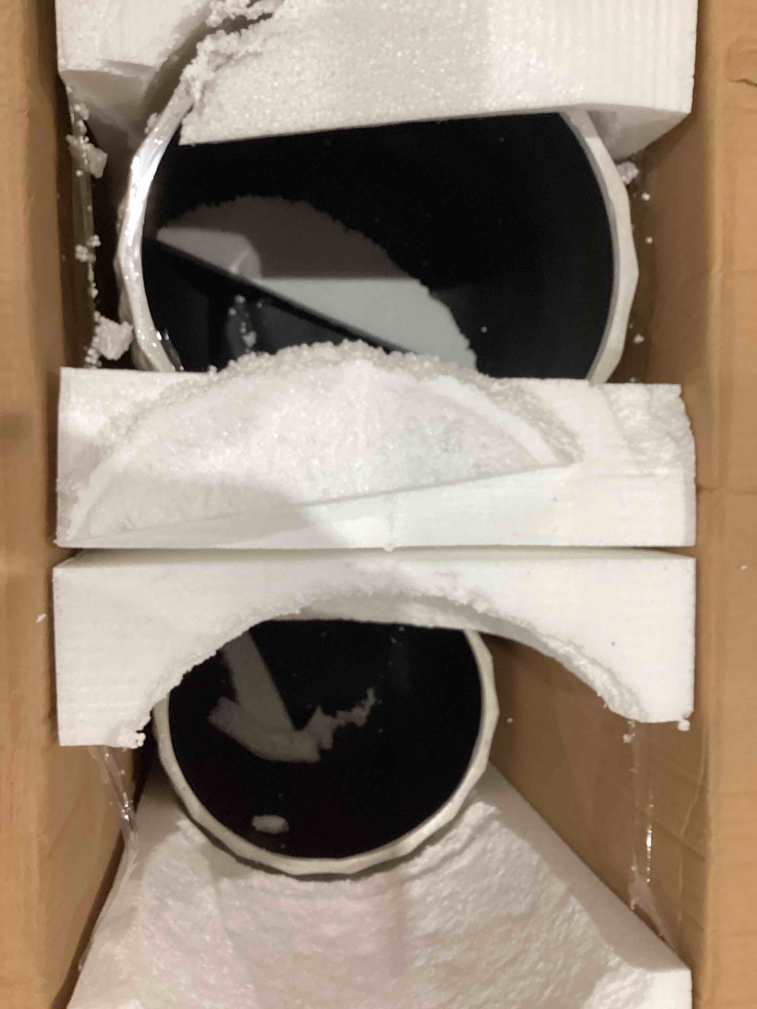 https://s3.amazonaws.com/lotting-images-prod/bidfta/PPE1588715_1752512096052.jpeg