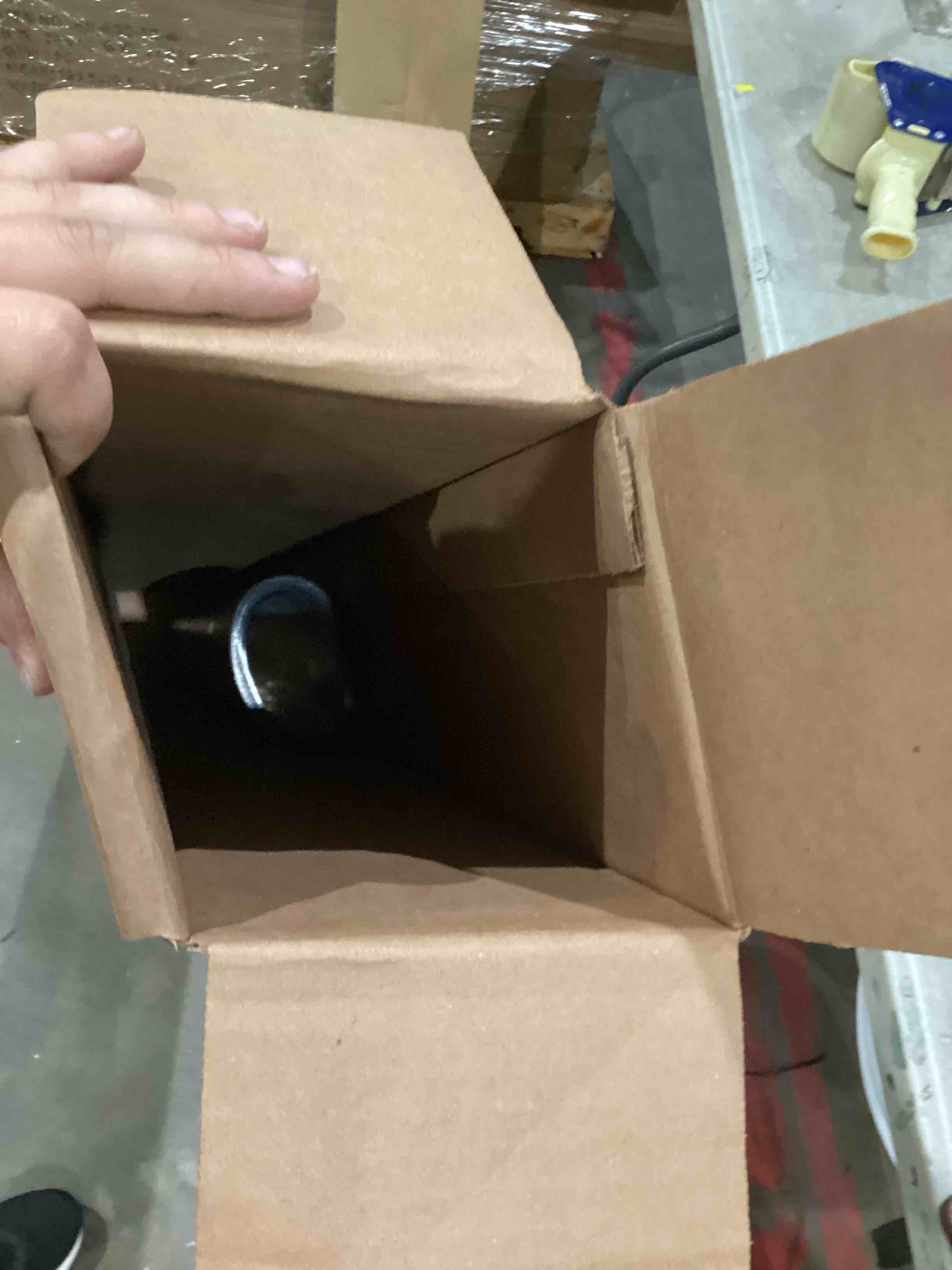 https://s3.amazonaws.com/lotting-images-prod/bidfta/PPE1588807_1753271446509.jpeg