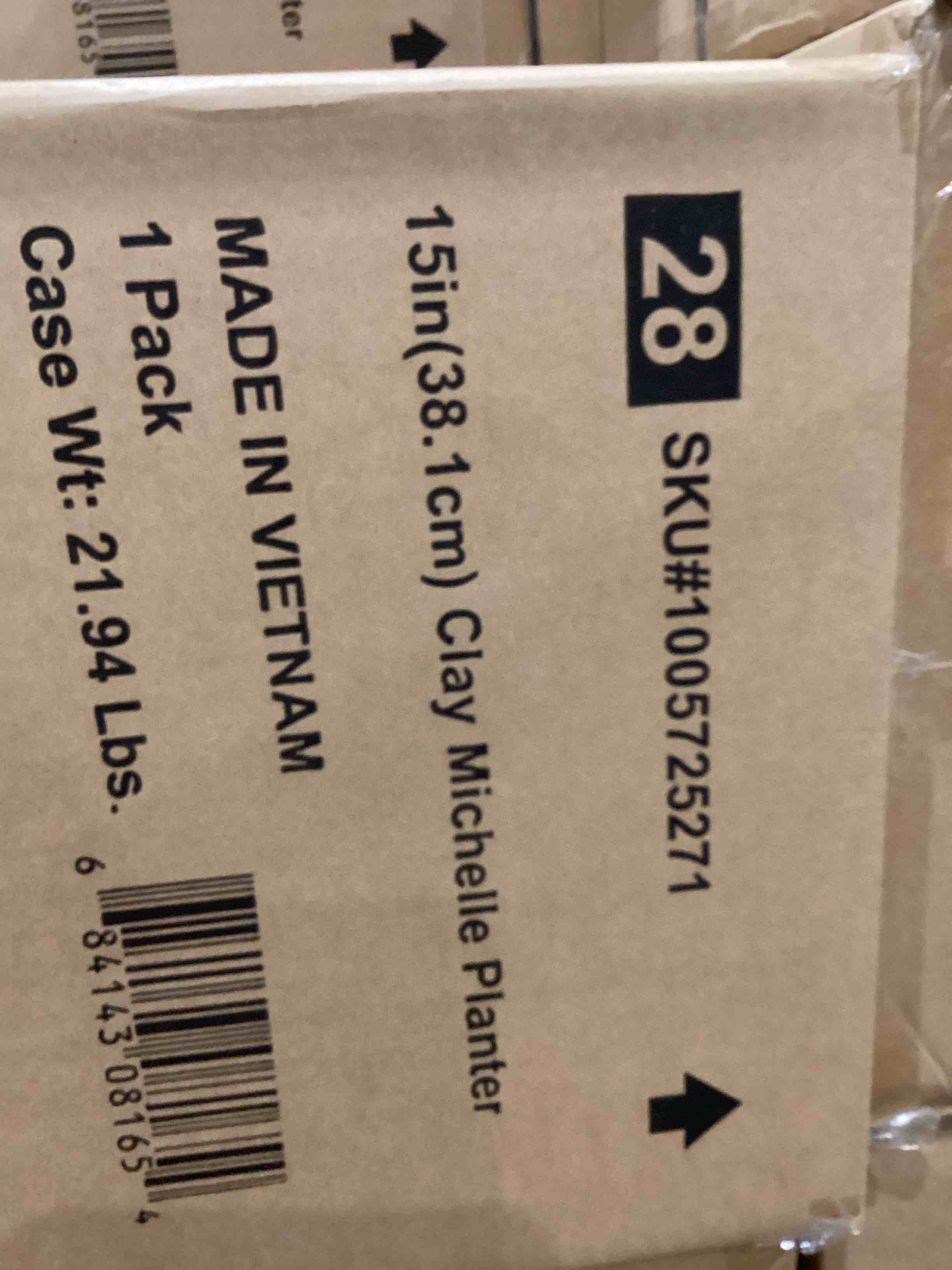 https://s3.amazonaws.com/lotting-images-prod/bidfta/PPE1589689_1752848056905.jpeg