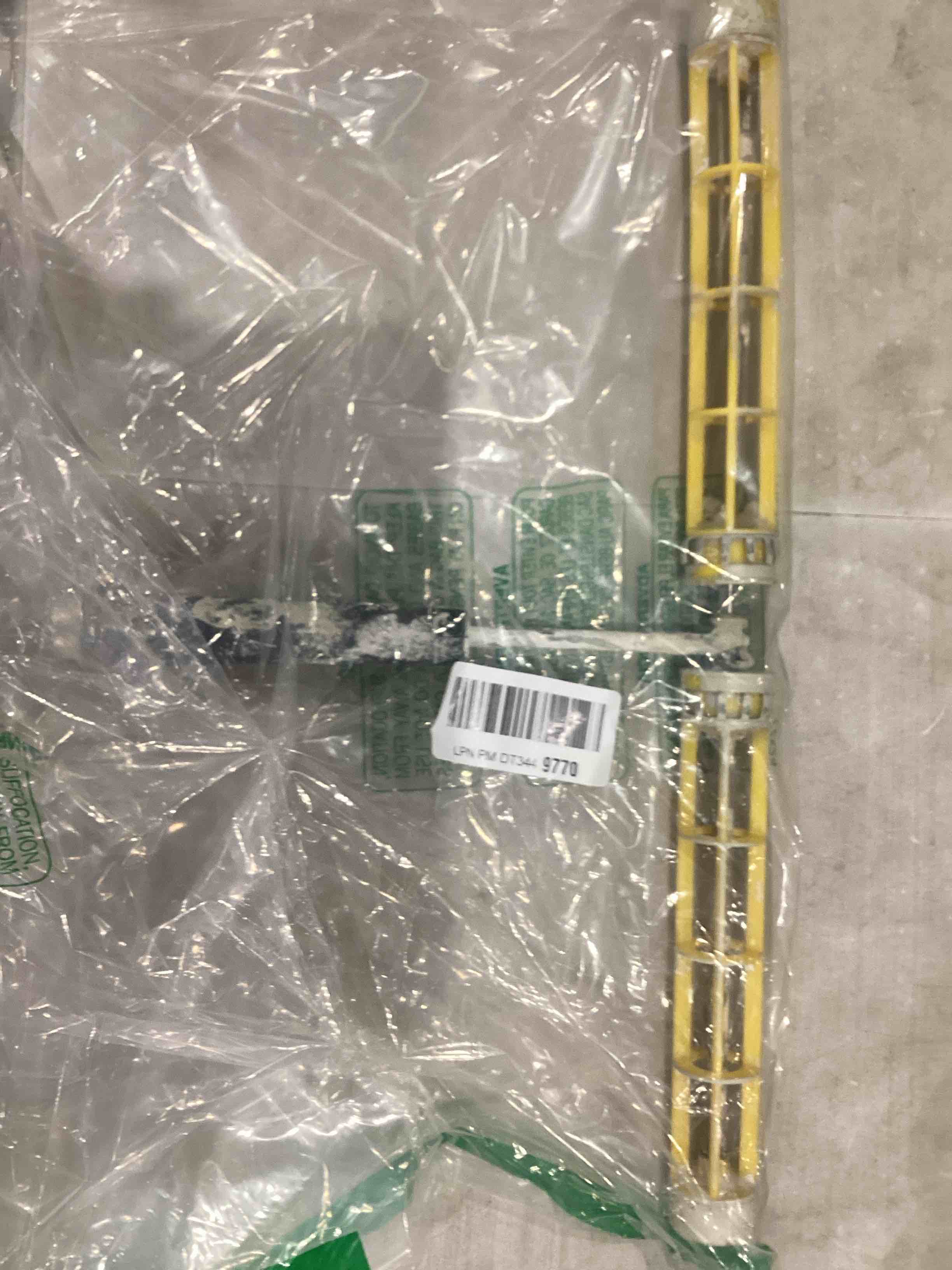 https://s3.amazonaws.com/lotting-images-prod/bidfta/PPE1590323_1753447601310.jpeg