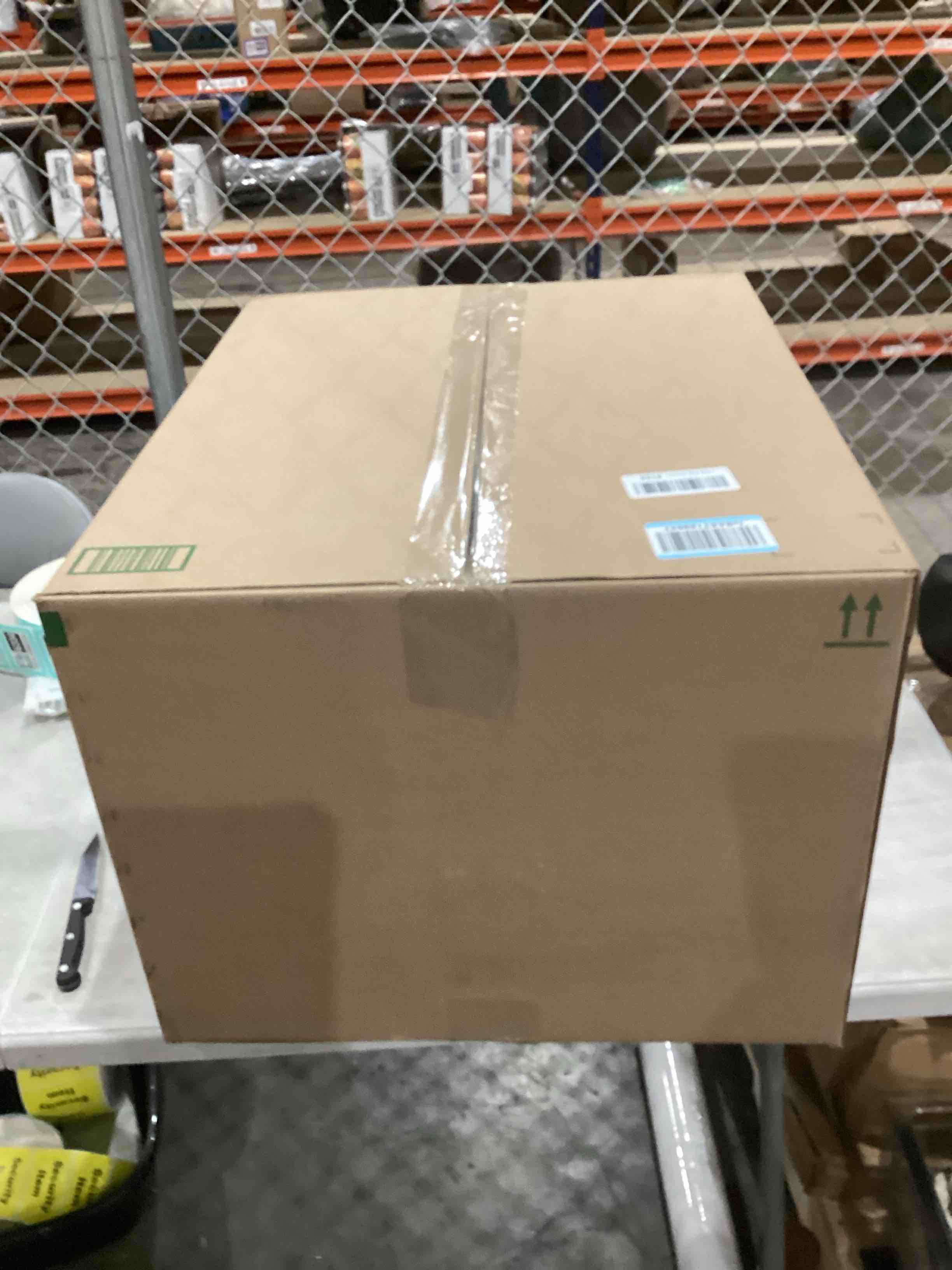 https://s3.amazonaws.com/lotting-images-prod/bidfta/PPE1590776_1754654538916.jpeg