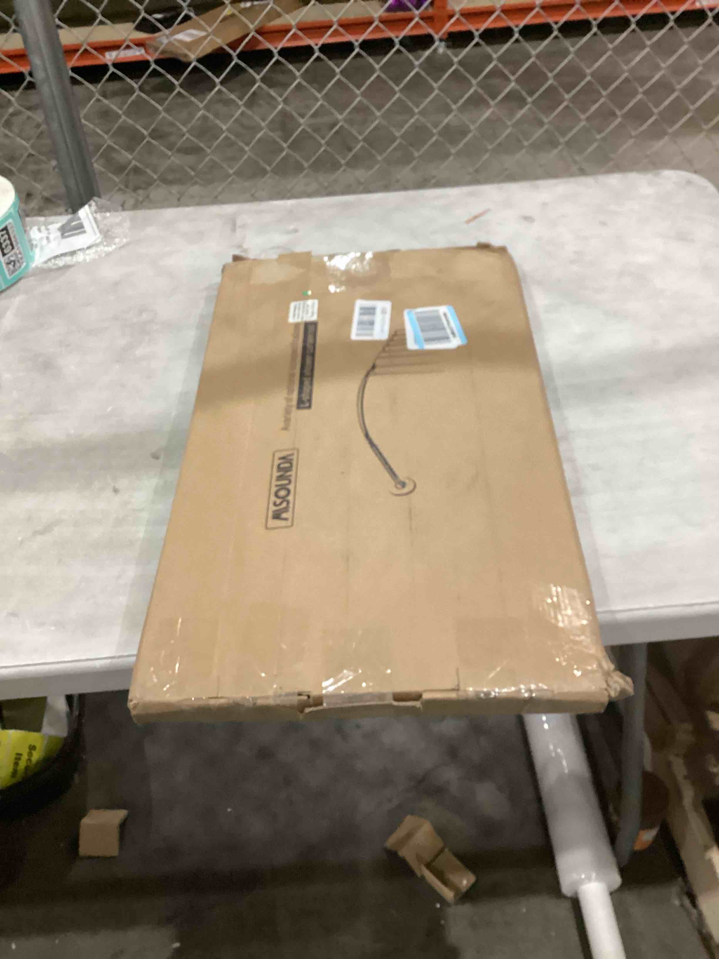 https://s3.amazonaws.com/lotting-images-prod/bidfta/PPE1590779_1754656450412.jpeg