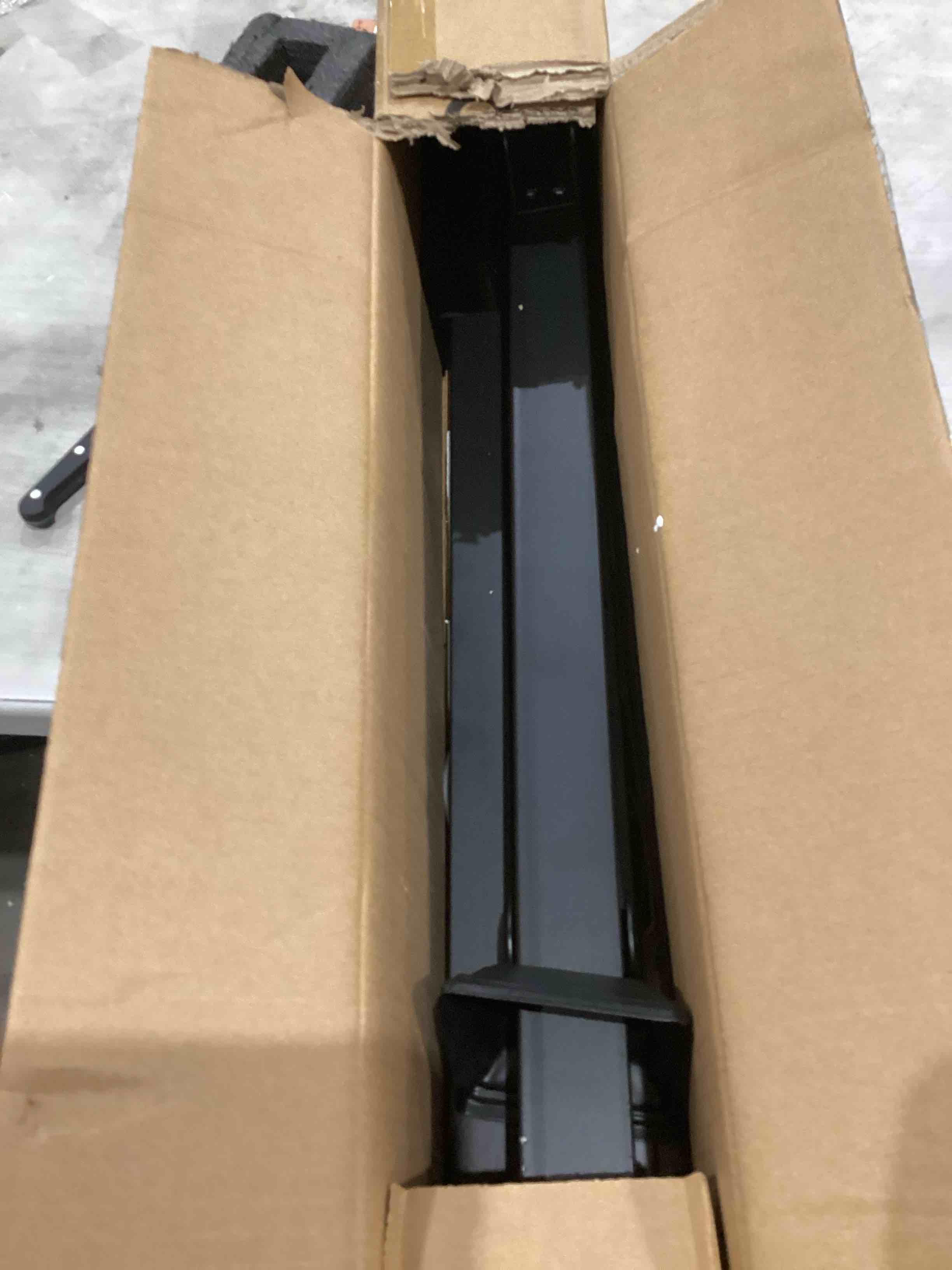 https://s3.amazonaws.com/lotting-images-prod/bidfta/PPE1590793_1754659251822.jpeg