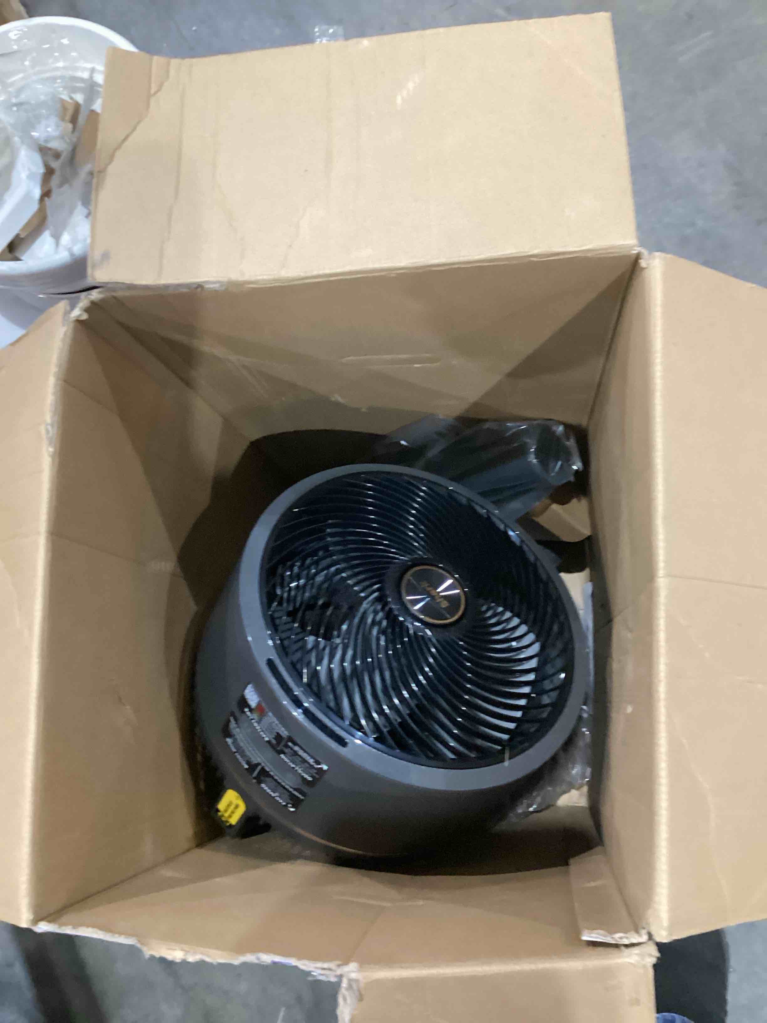 https://s3.amazonaws.com/lotting-images-prod/bidfta/PPE1590801_1754662018014.jpeg
