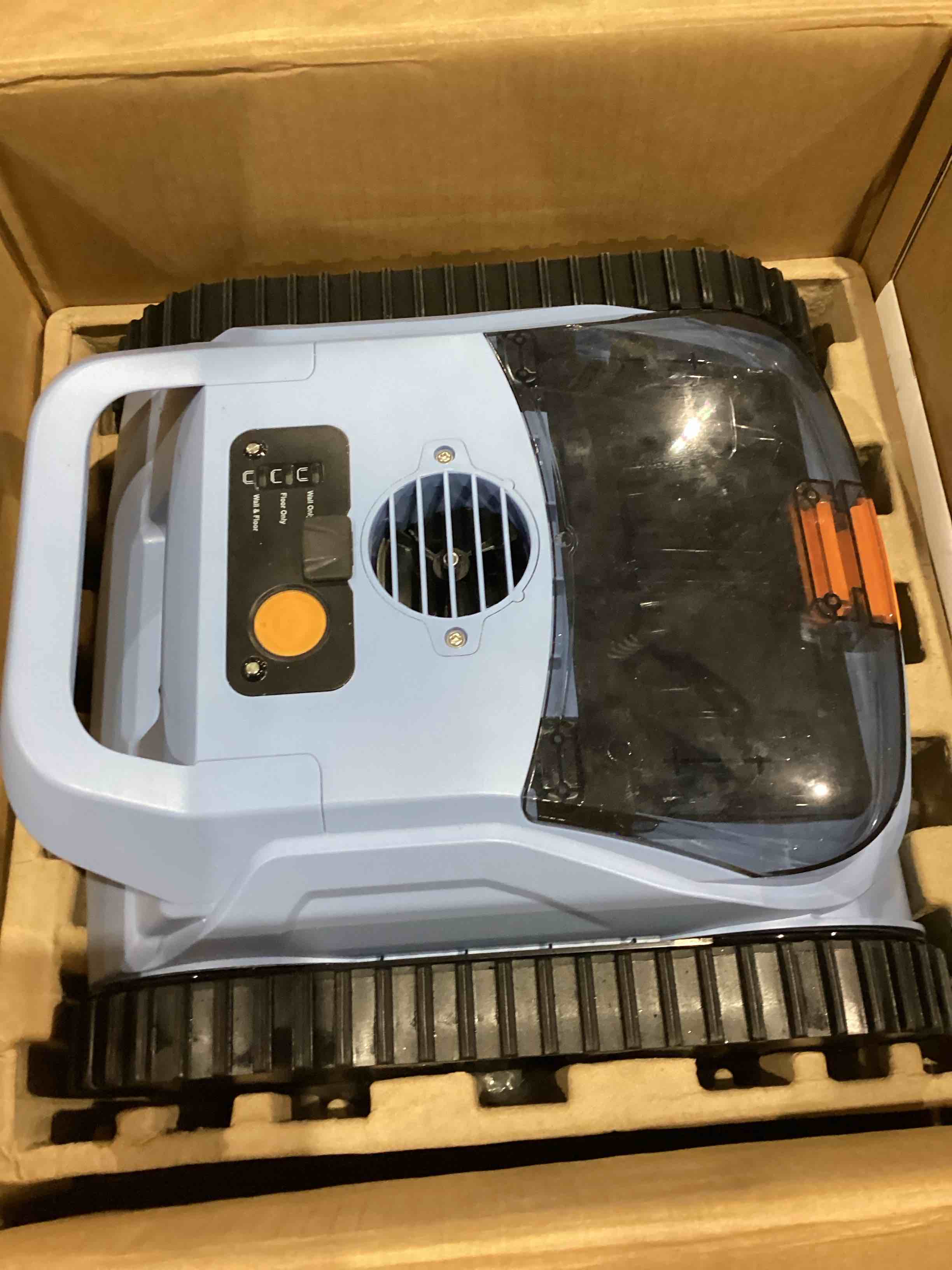 https://s3.amazonaws.com/lotting-images-prod/bidfta/PPE1590833_1754673709664.jpeg