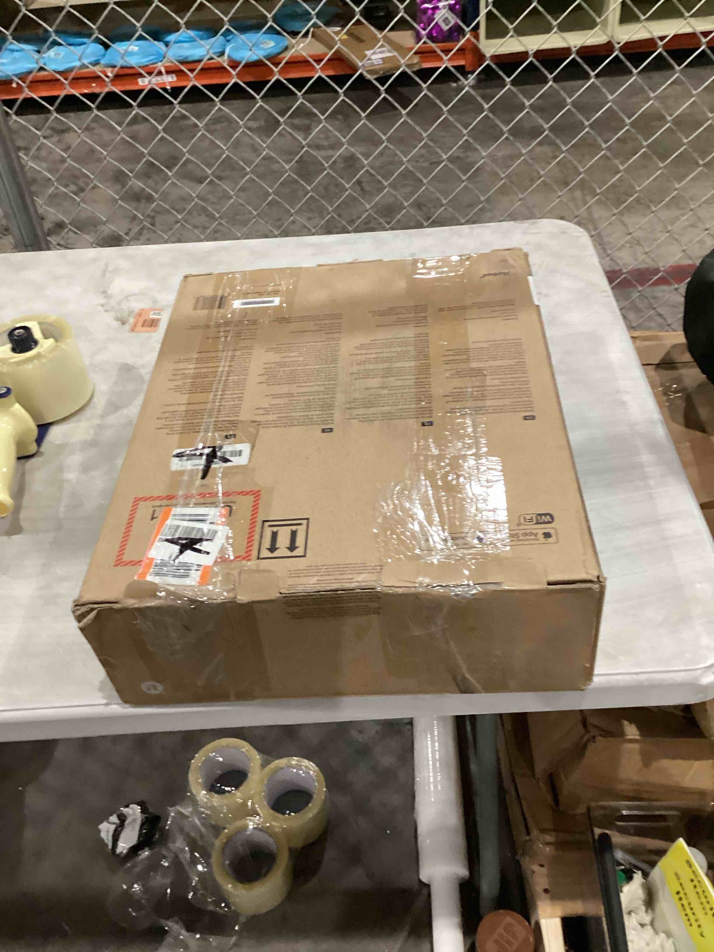 https://s3.amazonaws.com/lotting-images-prod/bidfta/PPE1590836_1754674804194.jpeg
