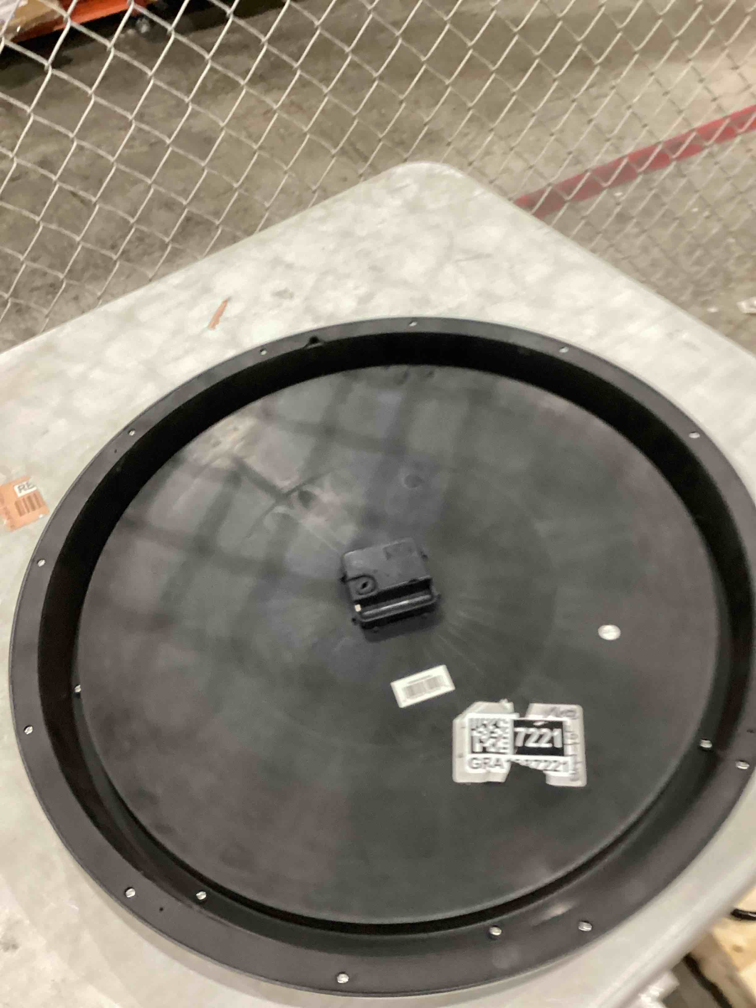 https://s3.amazonaws.com/lotting-images-prod/bidfta/PPE1590934_1755012641789.jpeg