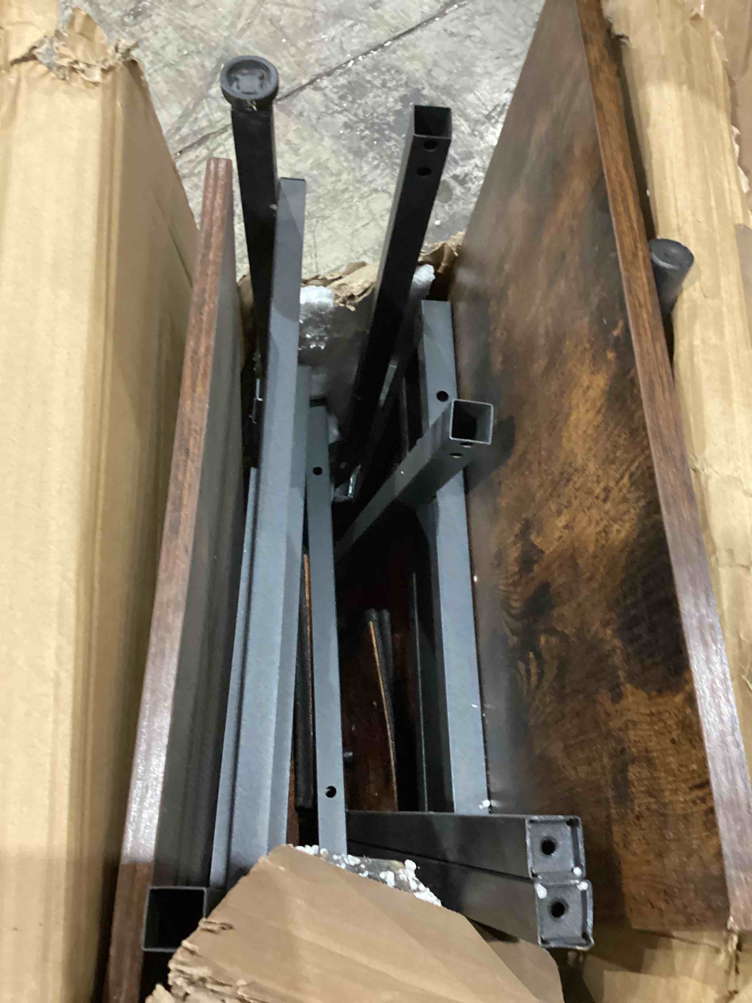 https://s3.amazonaws.com/lotting-images-prod/bidfta/PPE1590948_1755020230590.jpeg
