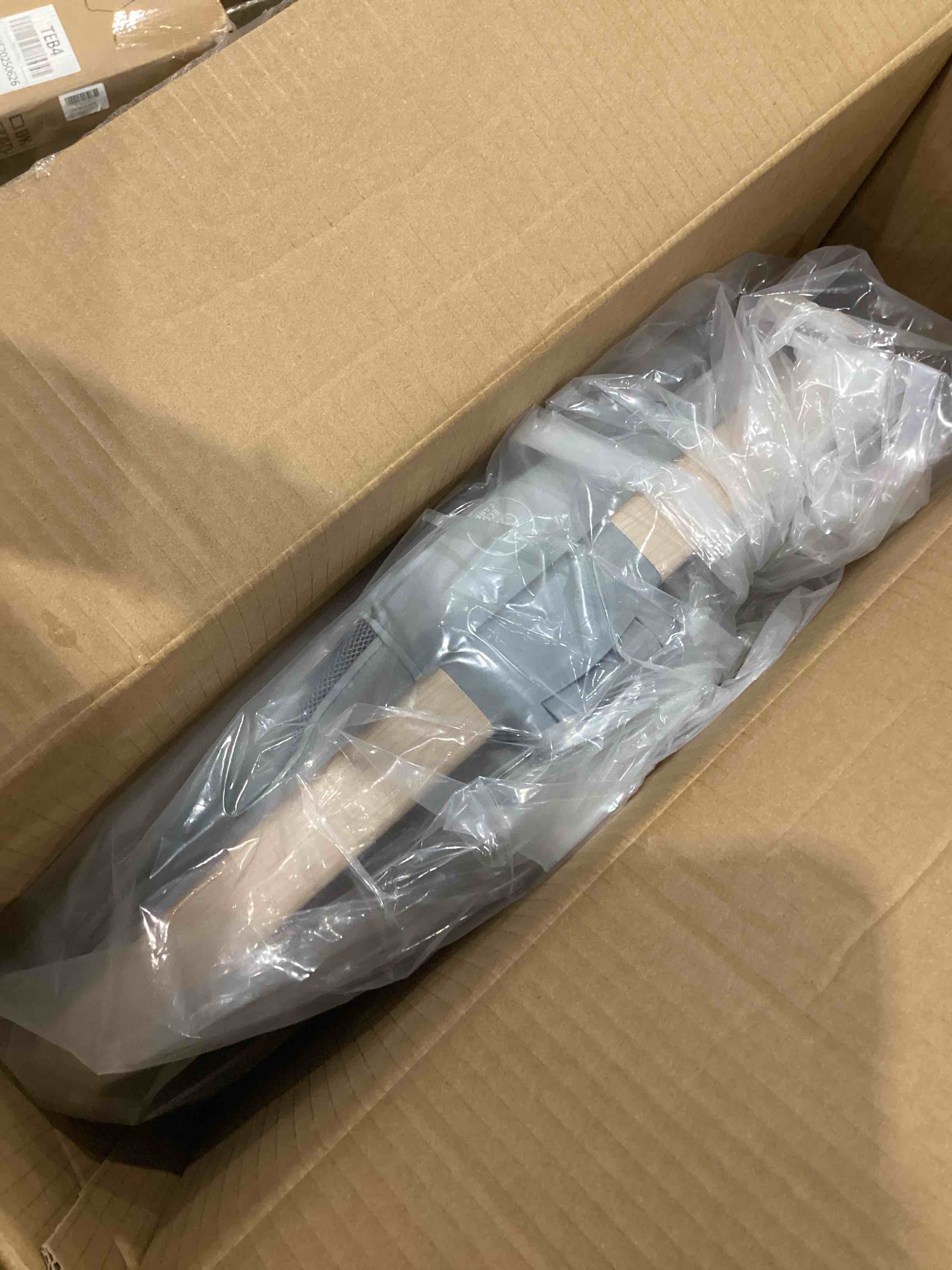 https://s3.amazonaws.com/lotting-images-prod/bidfta/PPE1590991_1758898807250.jpeg