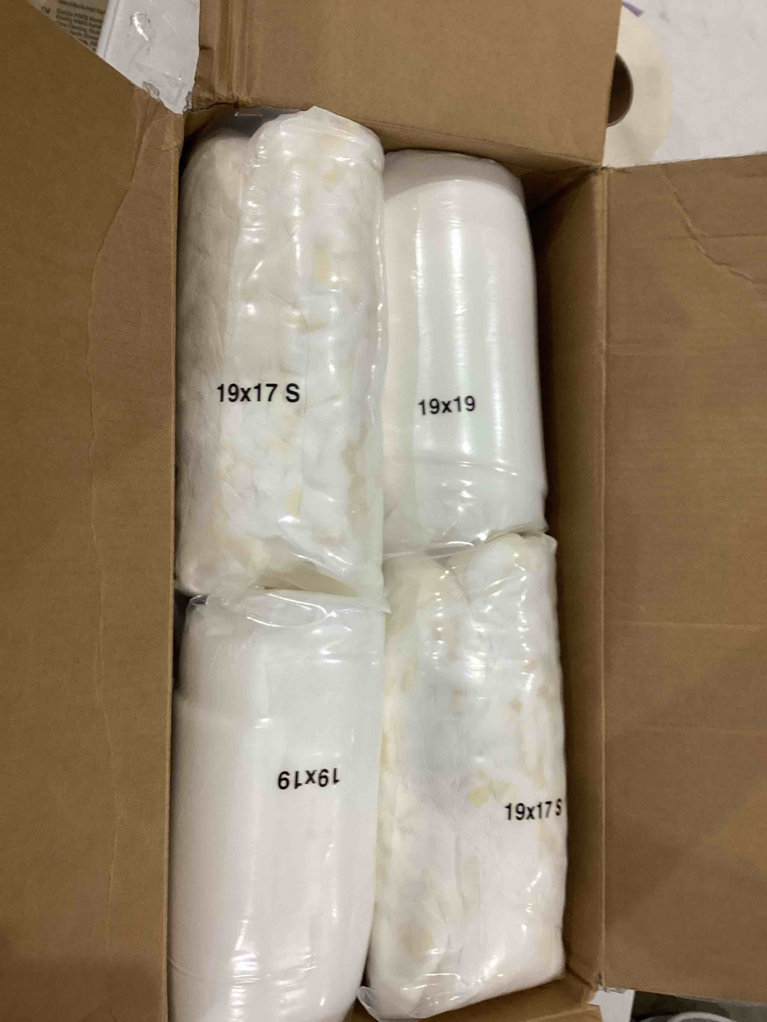 https://s3.amazonaws.com/lotting-images-prod/bidfta/PPE1591659_1750331491297.jpeg