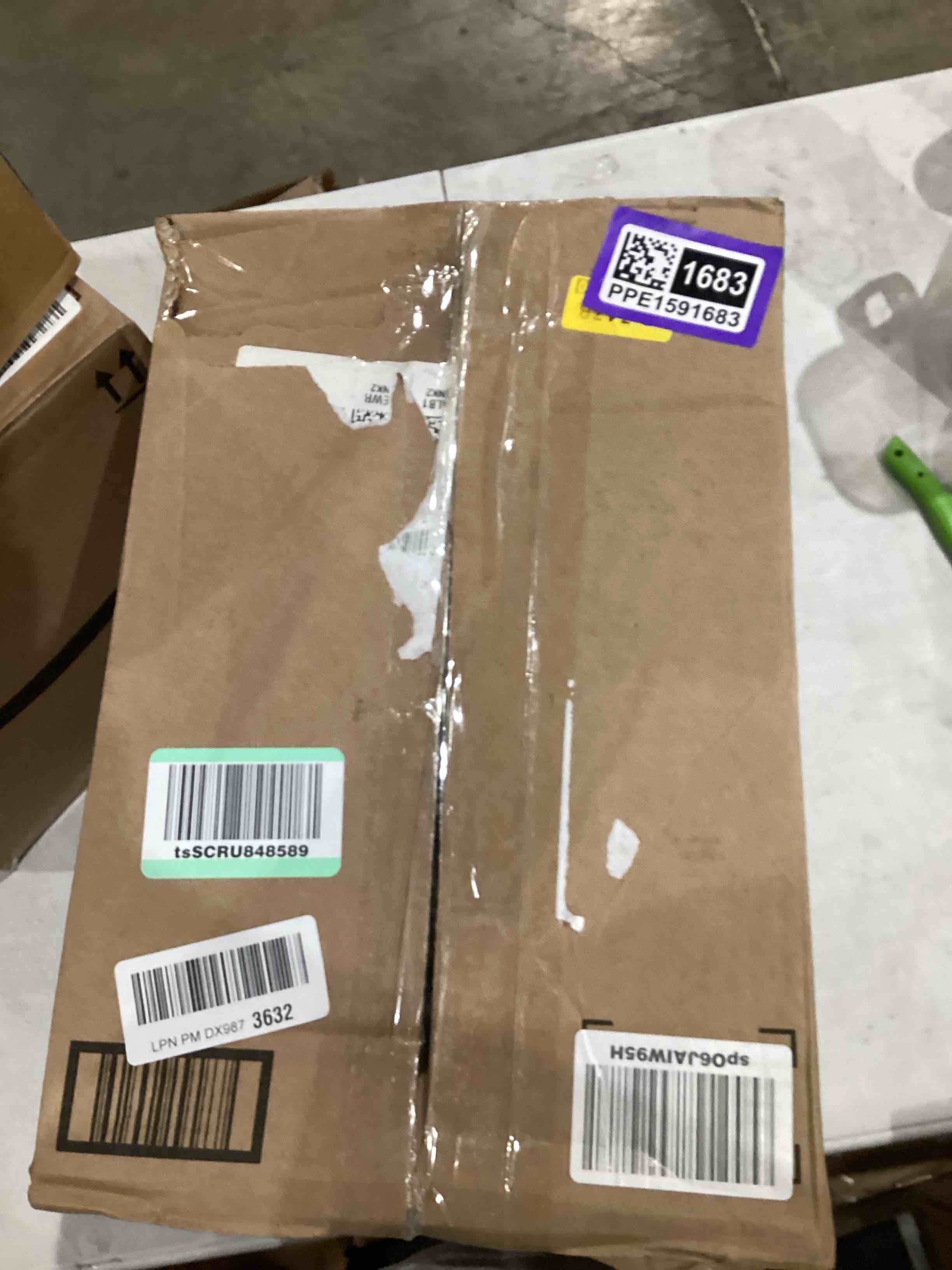 https://s3.amazonaws.com/lotting-images-prod/bidfta/PPE1591683_1750340740257.jpeg