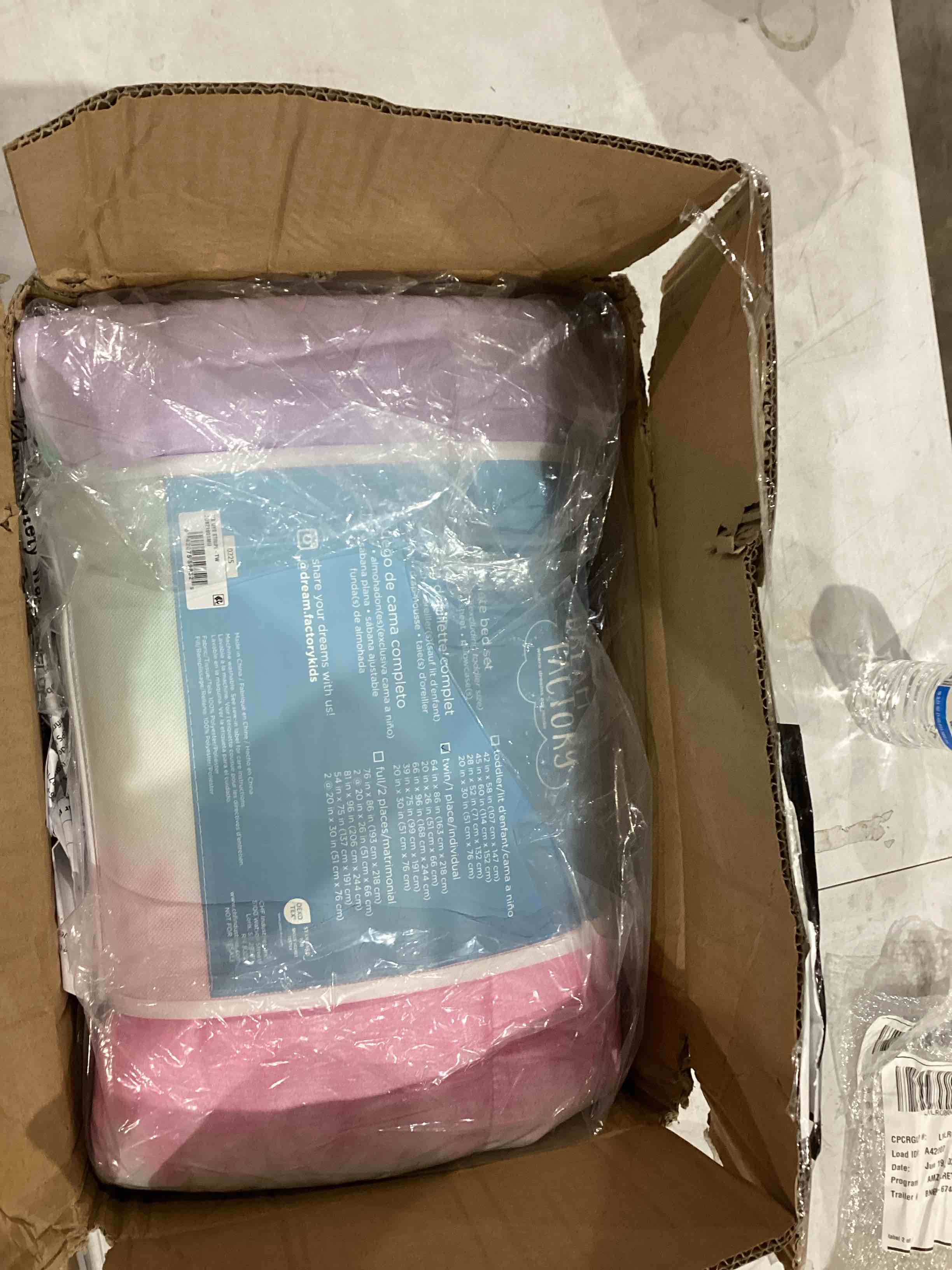 https://s3.amazonaws.com/lotting-images-prod/bidfta/PPE1591925_1750678453537.jpeg