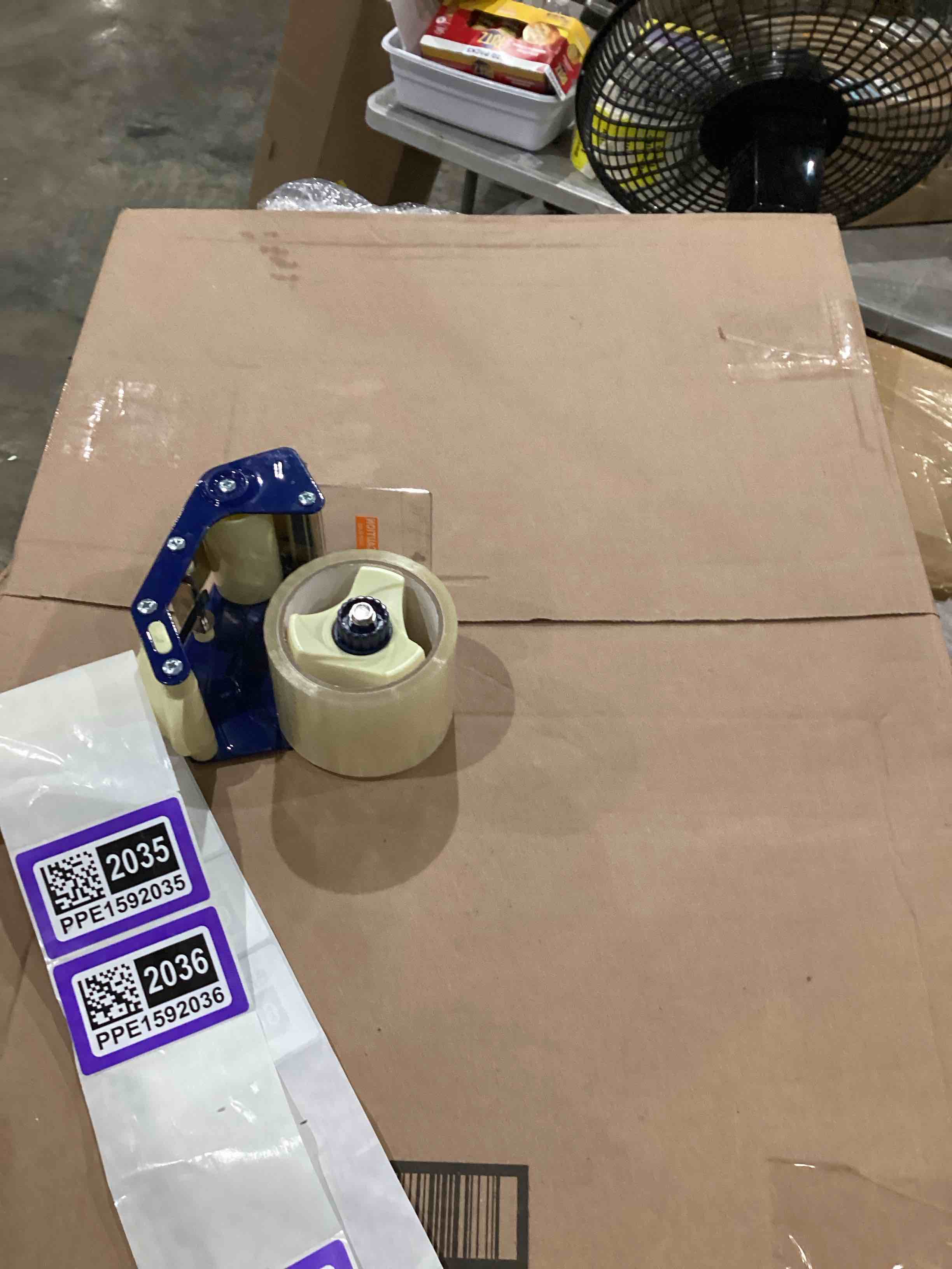 https://s3.amazonaws.com/lotting-images-prod/bidfta/PPE1592035_1750766483862.jpeg