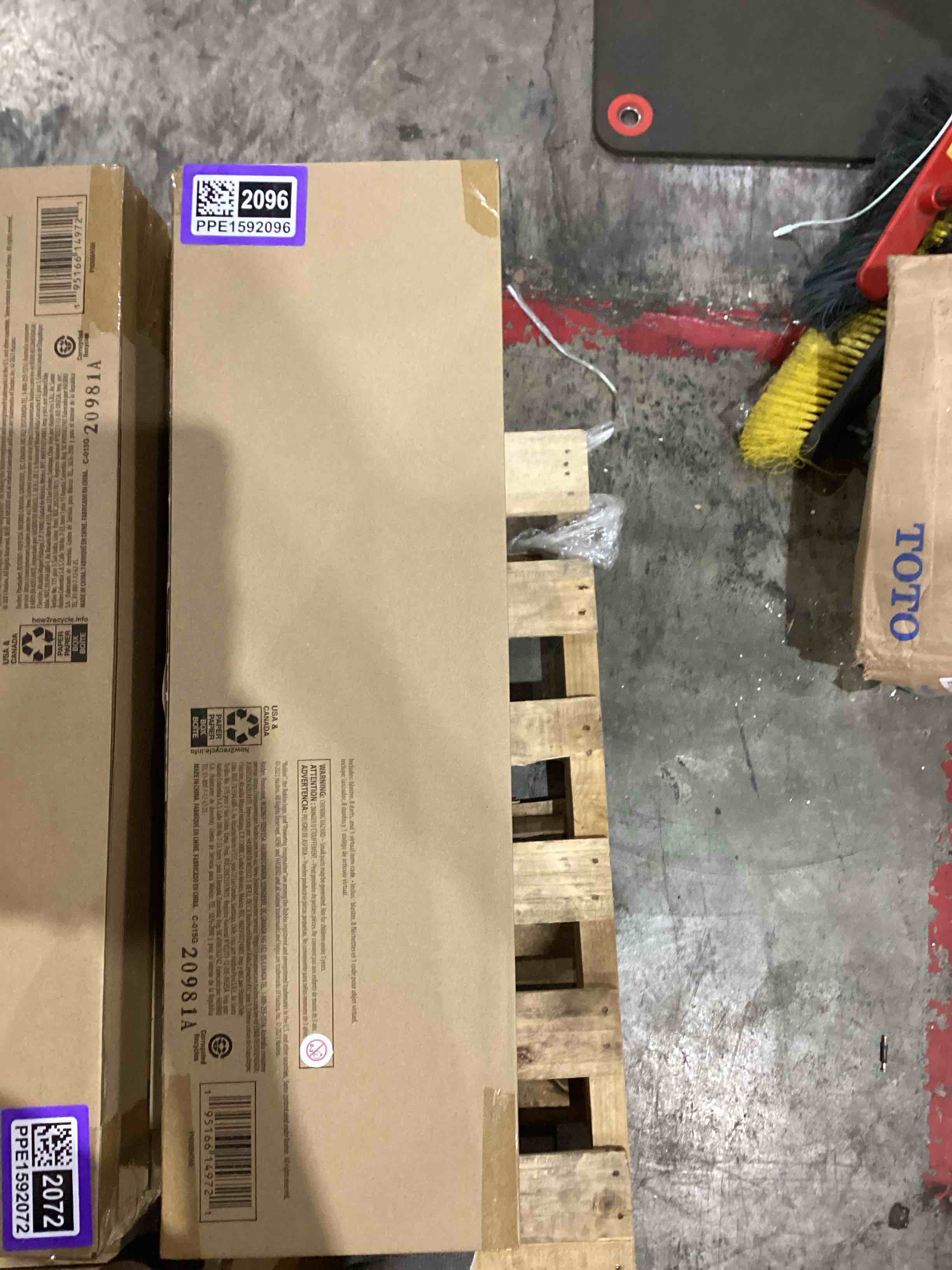 https://s3.amazonaws.com/lotting-images-prod/bidfta/PPE1592100_1750849787093.jpeg