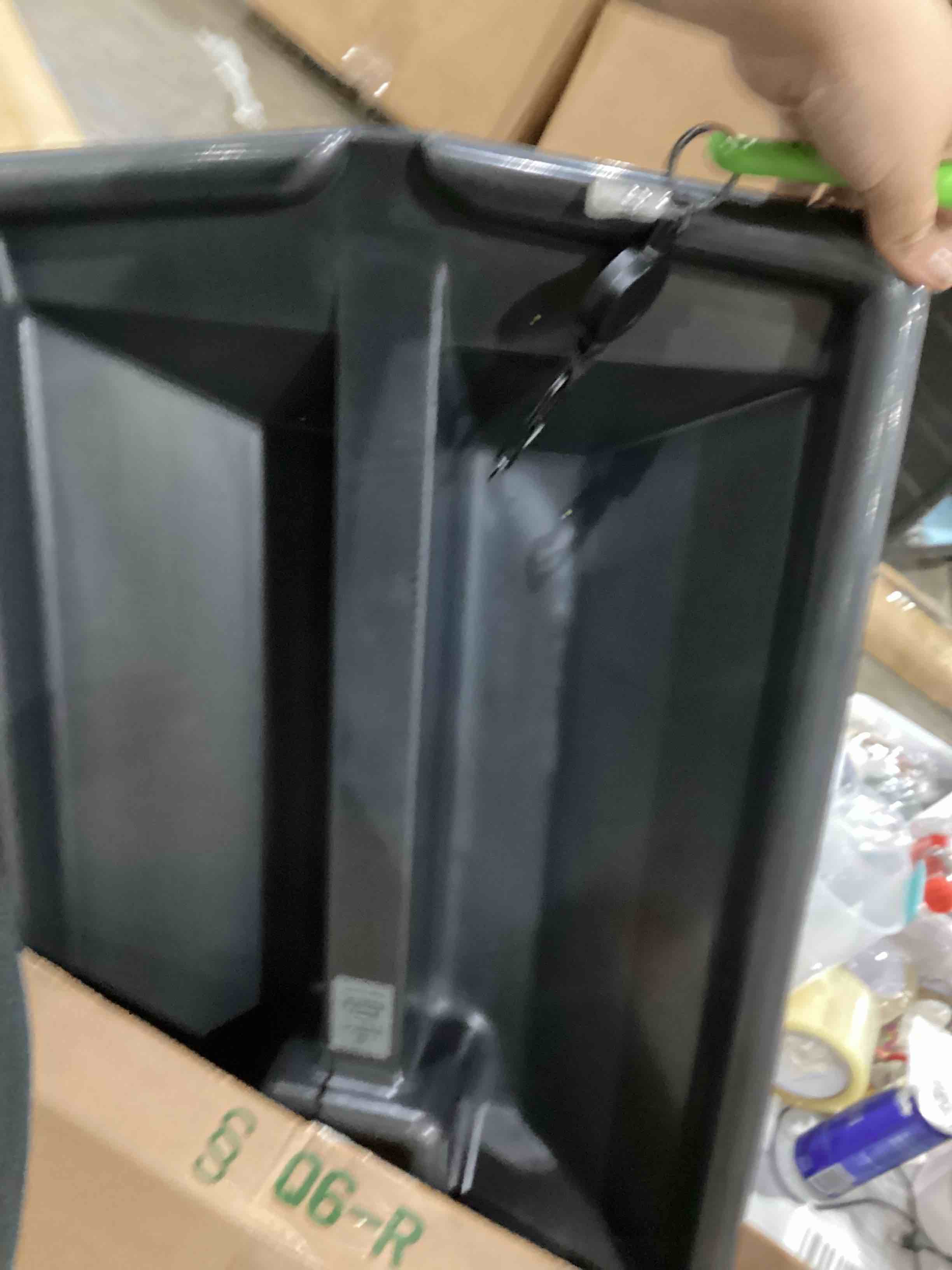https://s3.amazonaws.com/lotting-images-prod/bidfta/PPE1592703_1751285261861.jpeg