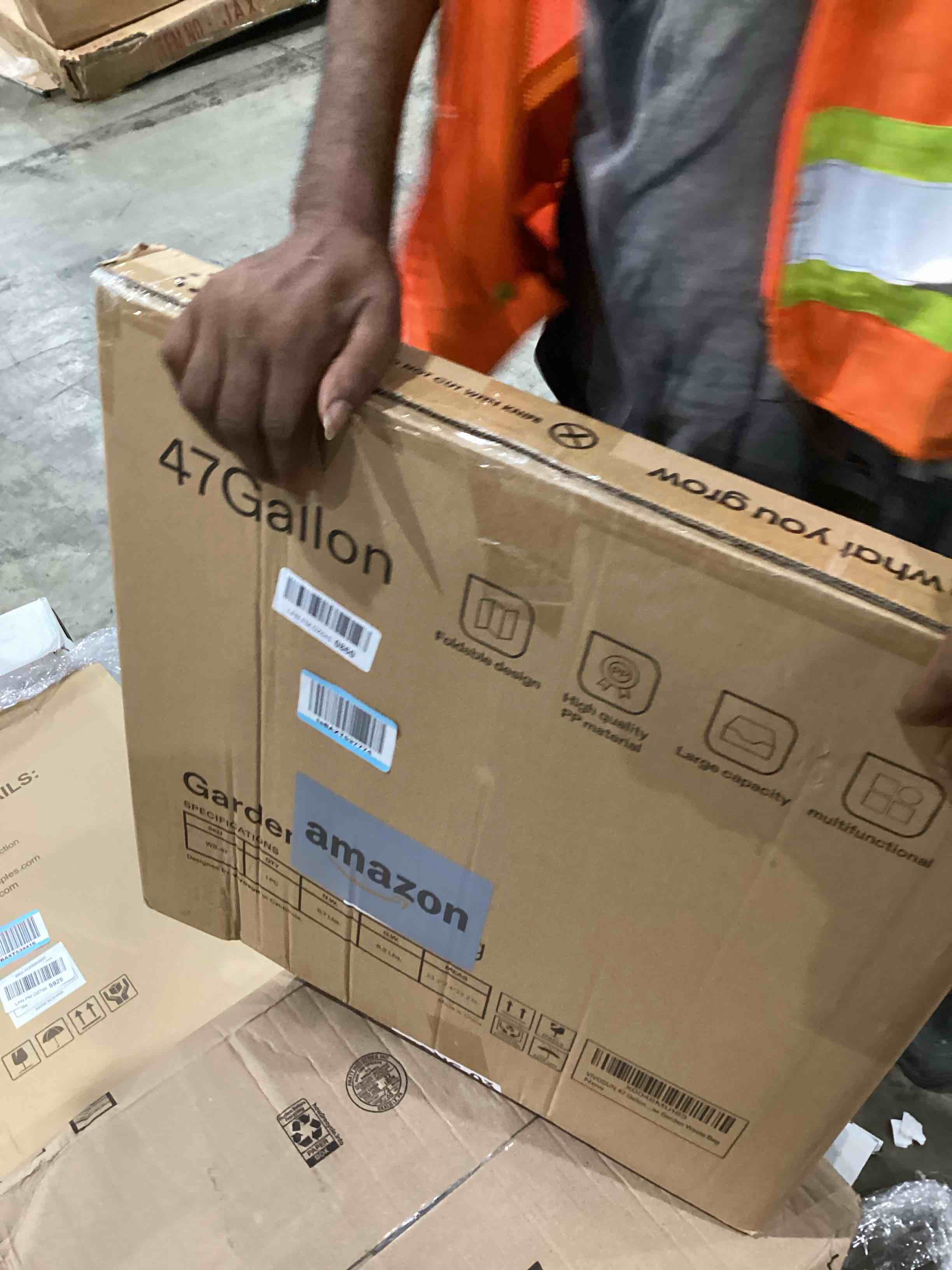 https://s3.amazonaws.com/lotting-images-prod/bidfta/PPE1592724_1751291526546.jpeg
