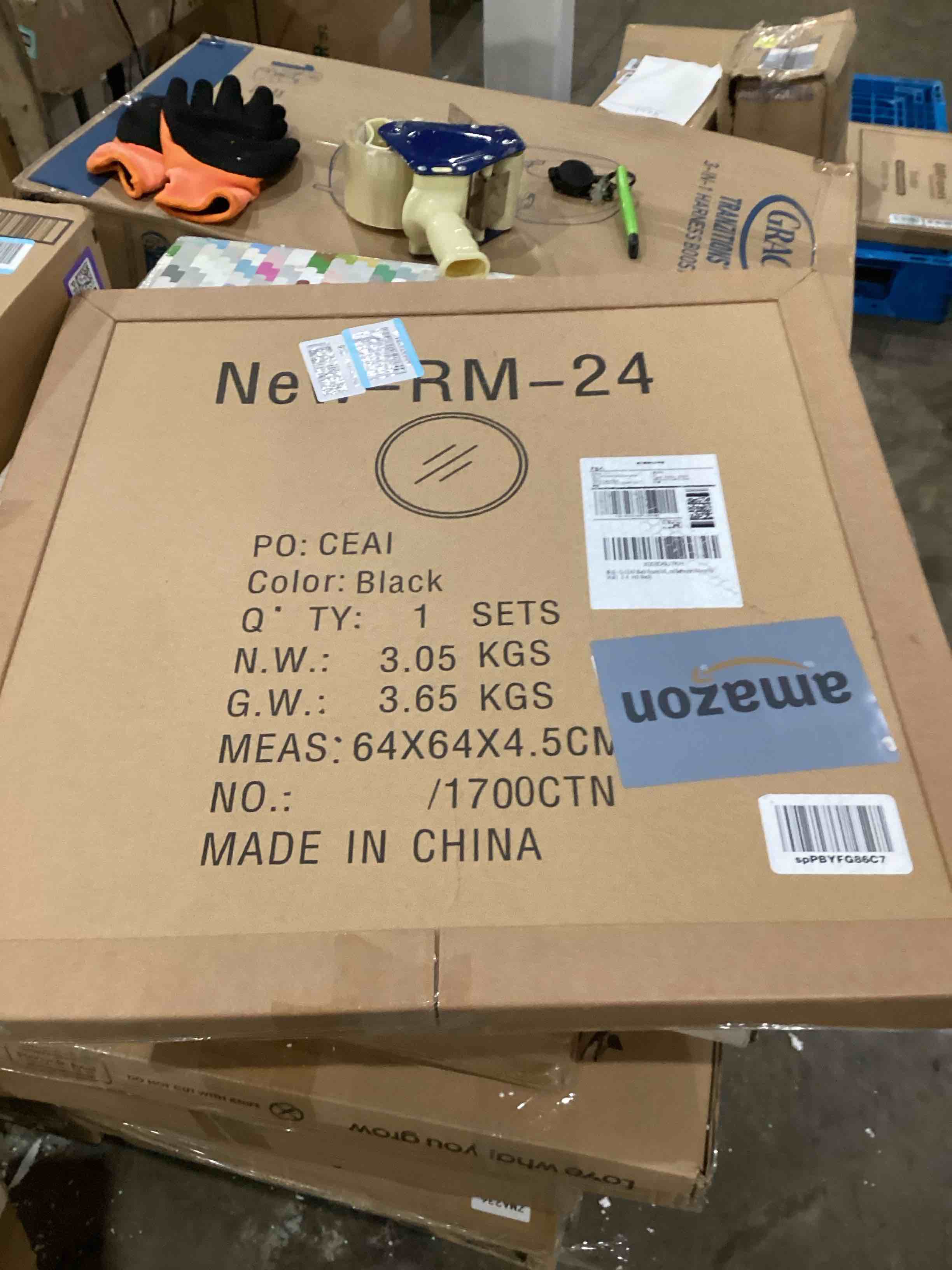 https://s3.amazonaws.com/lotting-images-prod/bidfta/PPE1592730_1751294012969.jpeg