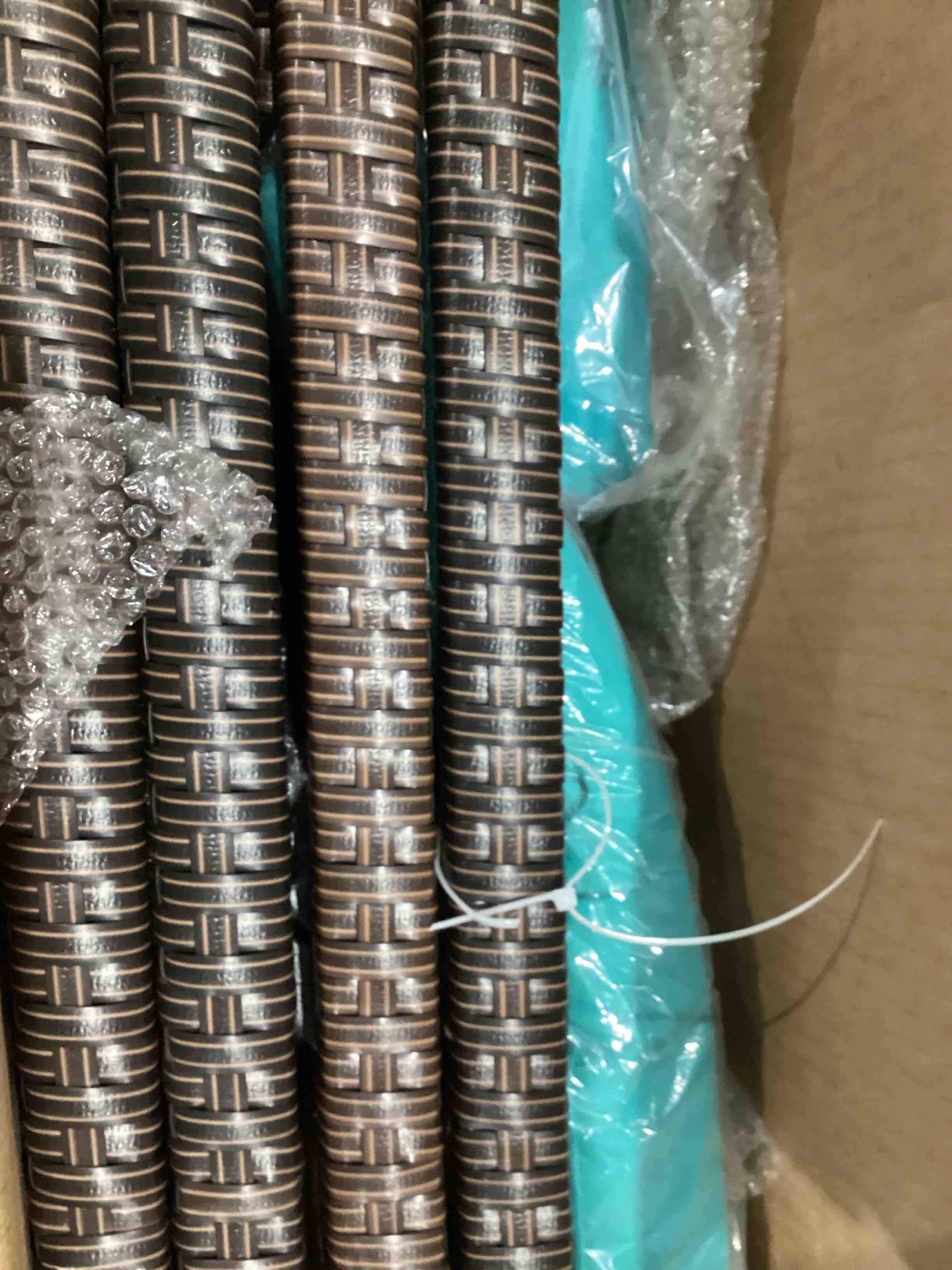 https://s3.amazonaws.com/lotting-images-prod/bidfta/PPE1592953_1751570230862.jpeg