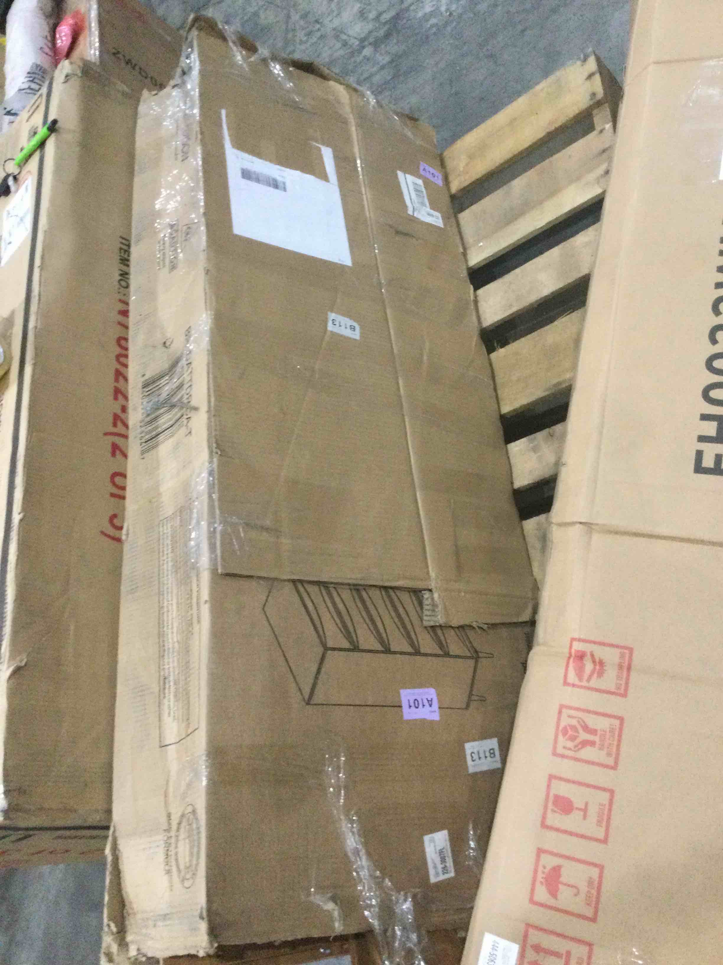 https://s3.amazonaws.com/lotting-images-prod/bidfta/PPE1592979_1751892565203.jpeg
