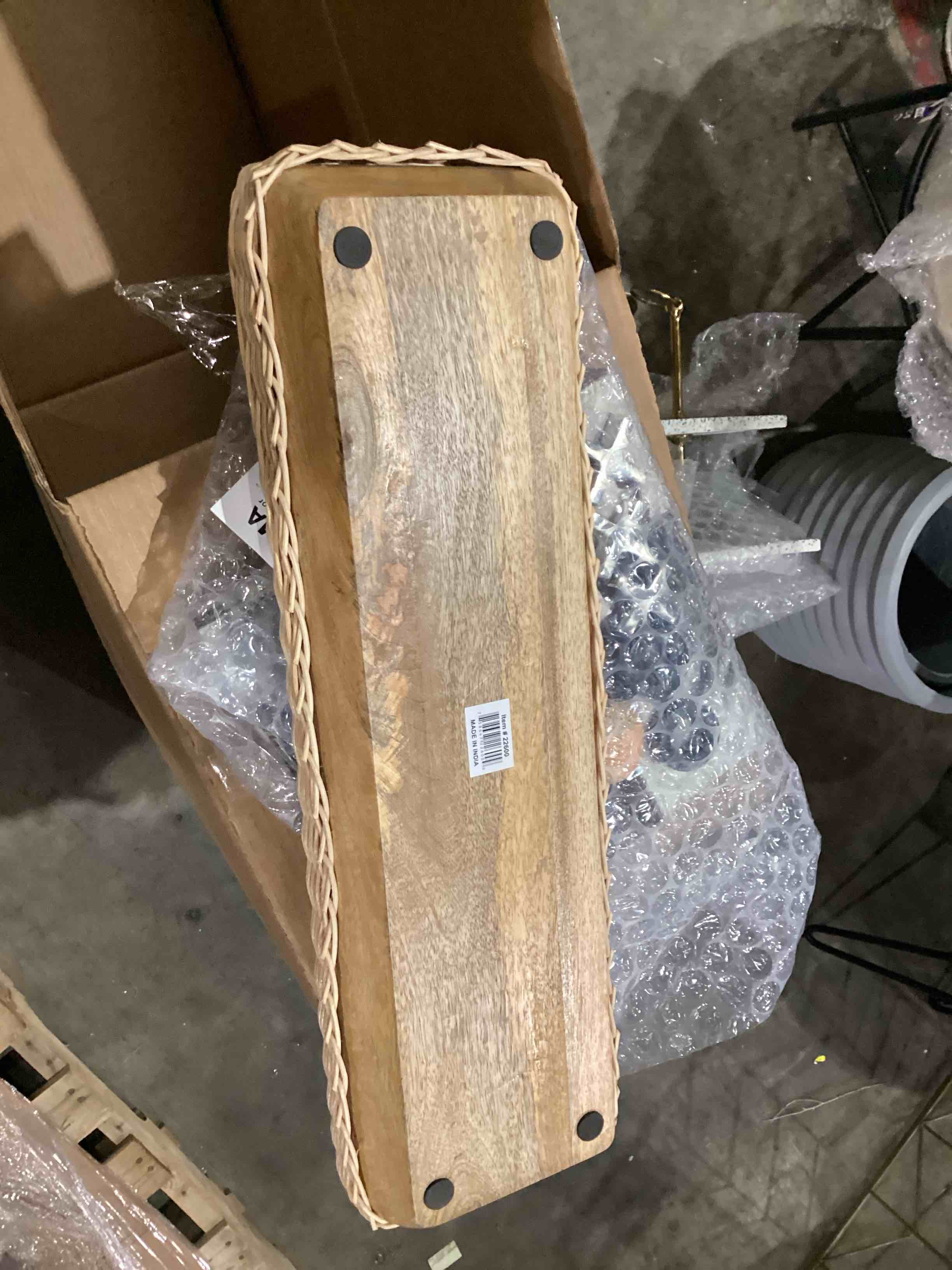 https://s3.amazonaws.com/lotting-images-prod/bidfta/PPE1593095_1752000466734.jpeg