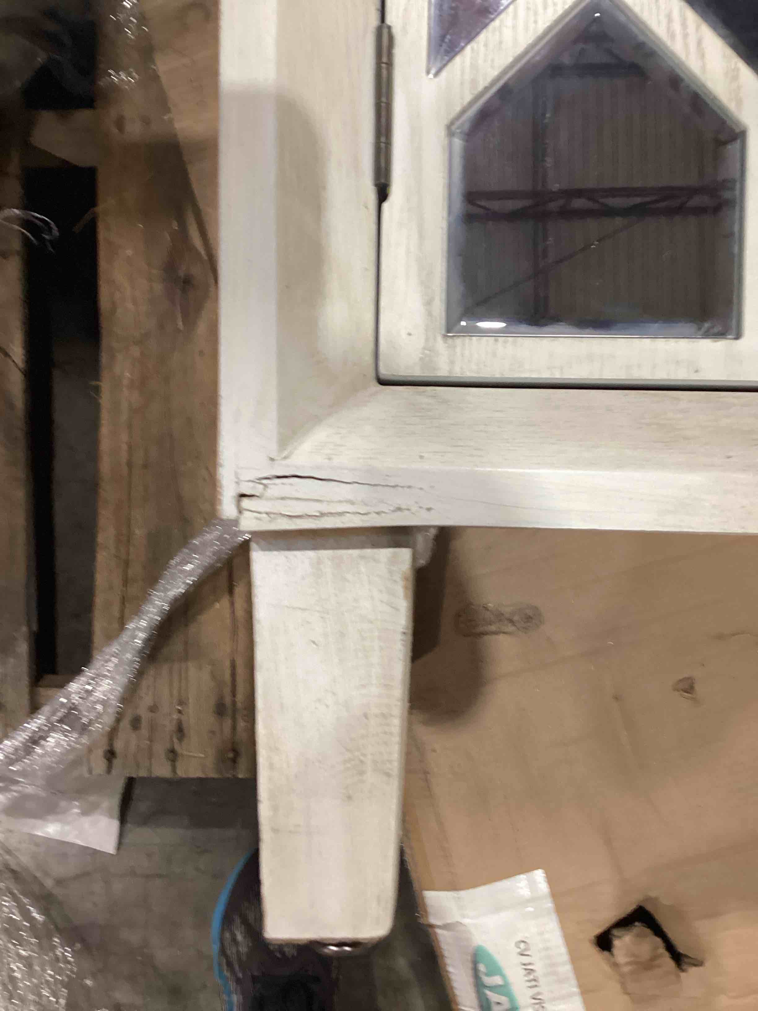 https://s3.amazonaws.com/lotting-images-prod/bidfta/PPE1593139_1751994870989.jpeg