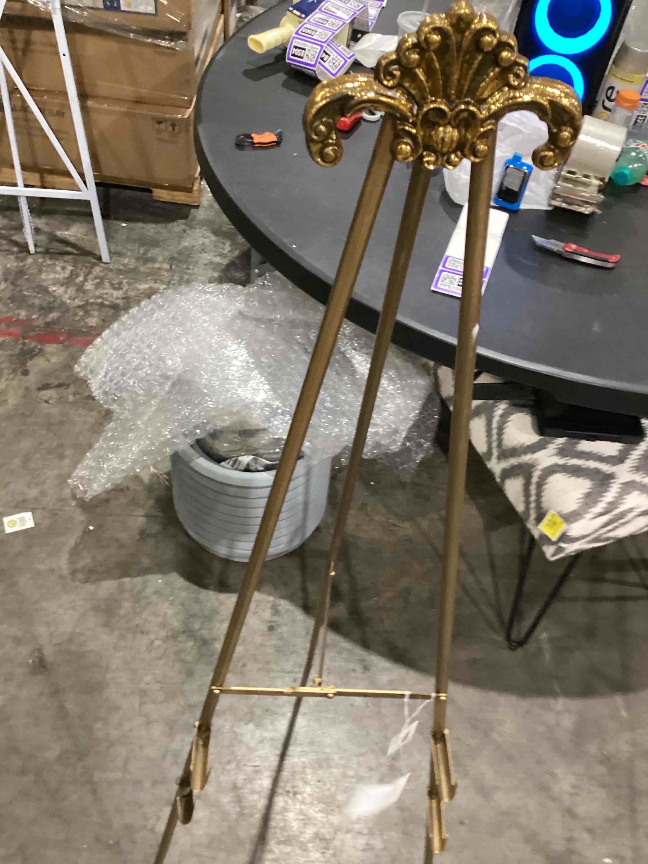 https://s3.amazonaws.com/lotting-images-prod/bidfta/PPE1593247_1752079674936.jpeg
