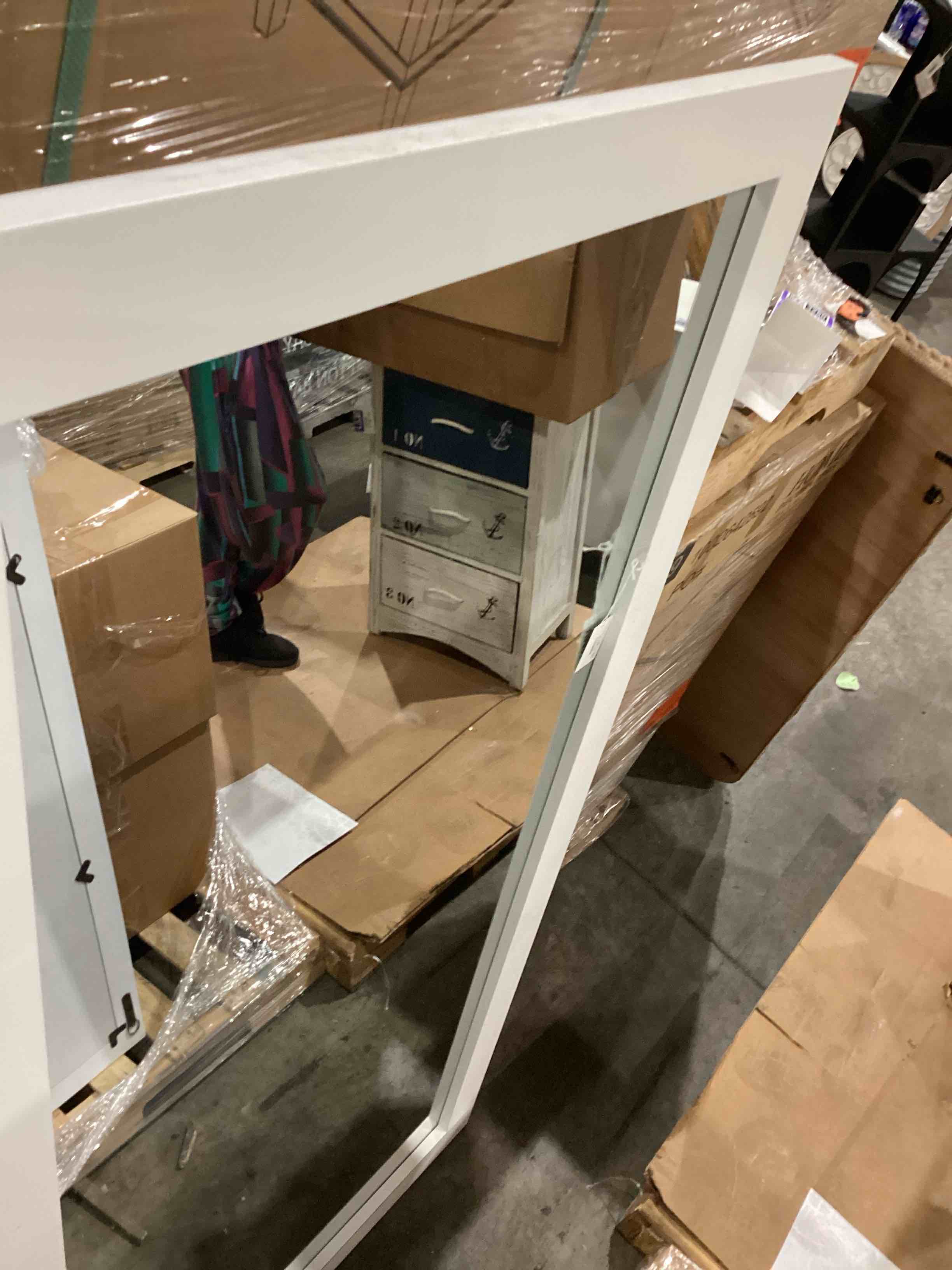https://s3.amazonaws.com/lotting-images-prod/bidfta/PPE1593290_1752087585503.jpeg