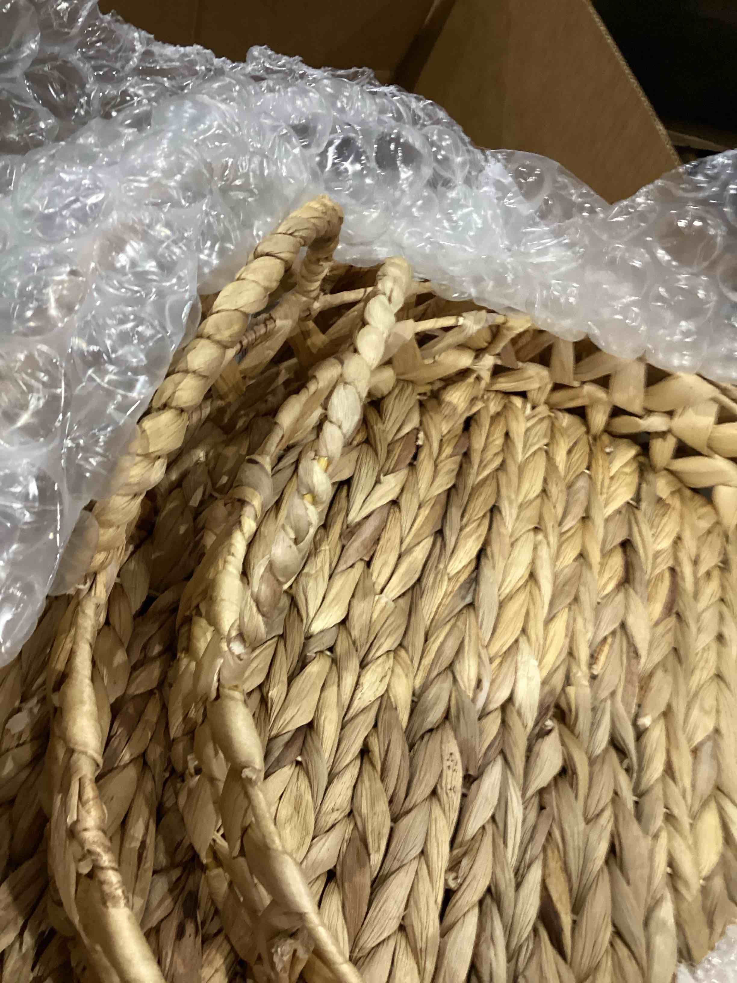 https://s3.amazonaws.com/lotting-images-prod/bidfta/PPE1593570_1752505788728.jpeg