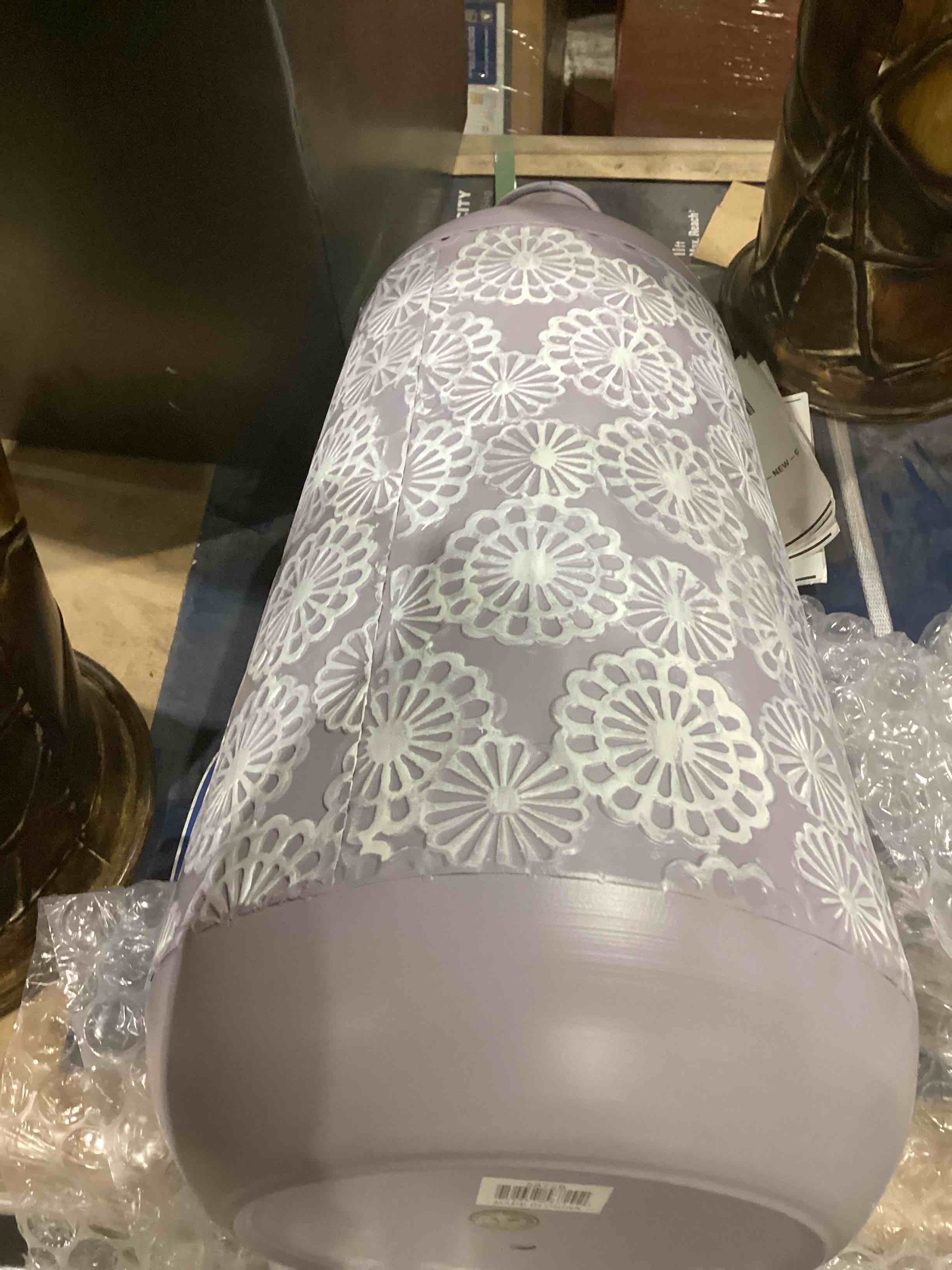 UMA Metal Decorative Vase