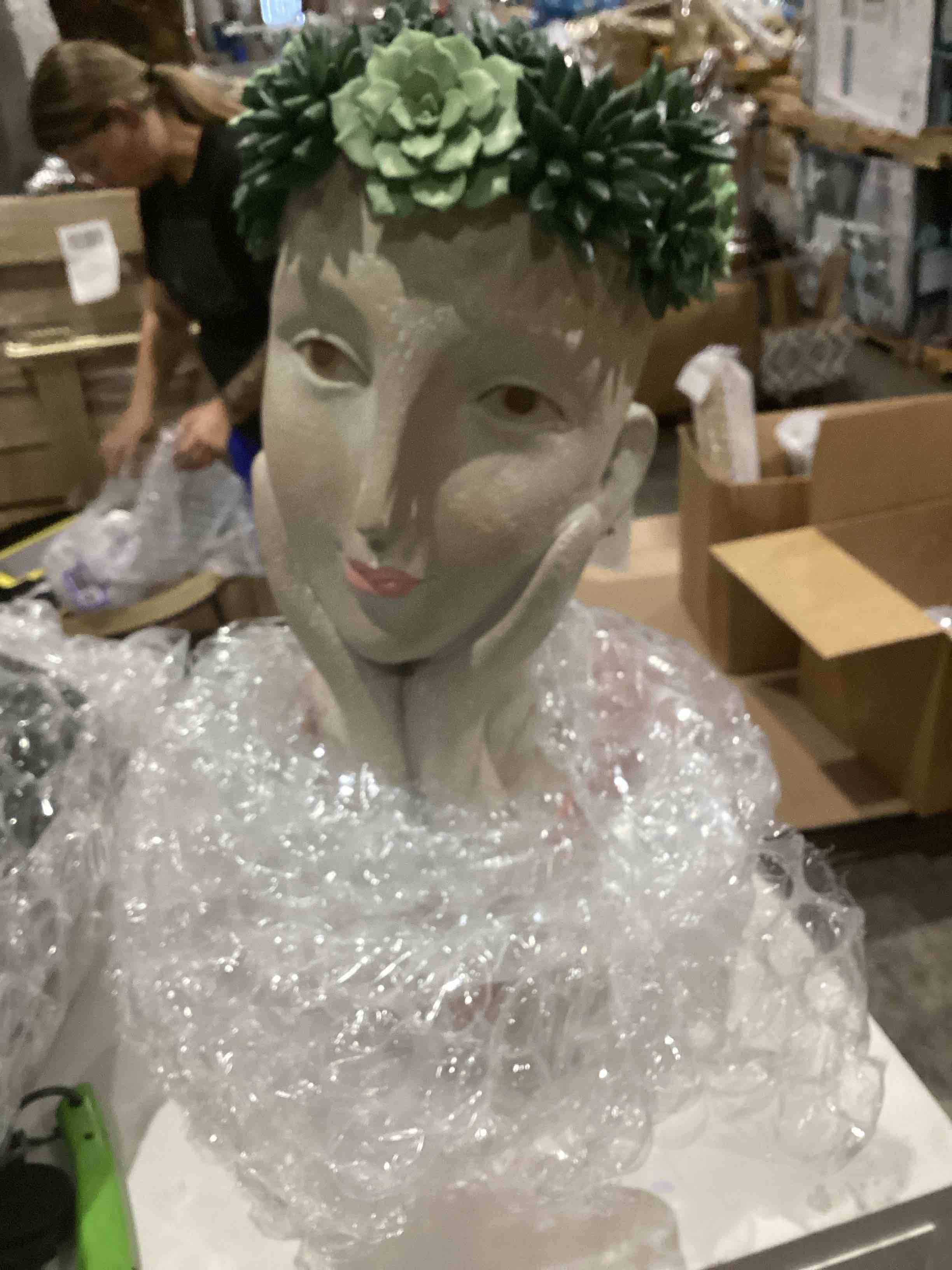 https://s3.amazonaws.com/lotting-images-prod/bidfta/PPE1593774_1752605630229.jpeg