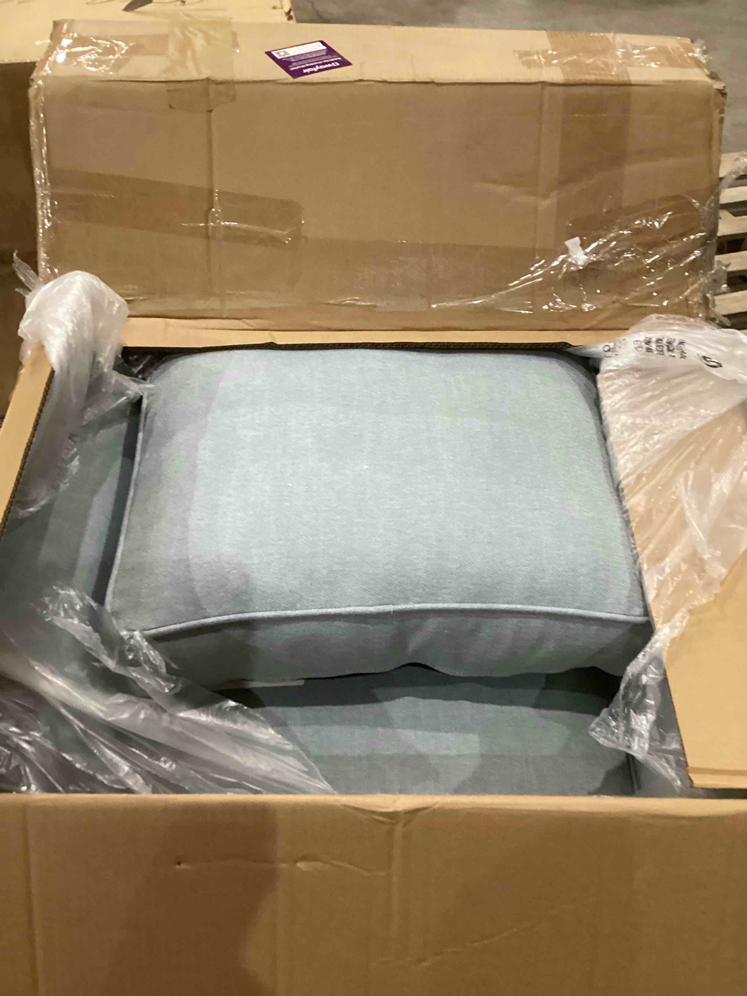 https://s3.amazonaws.com/lotting-images-prod/bidfta/PPE1594132_1751556674315.jpeg