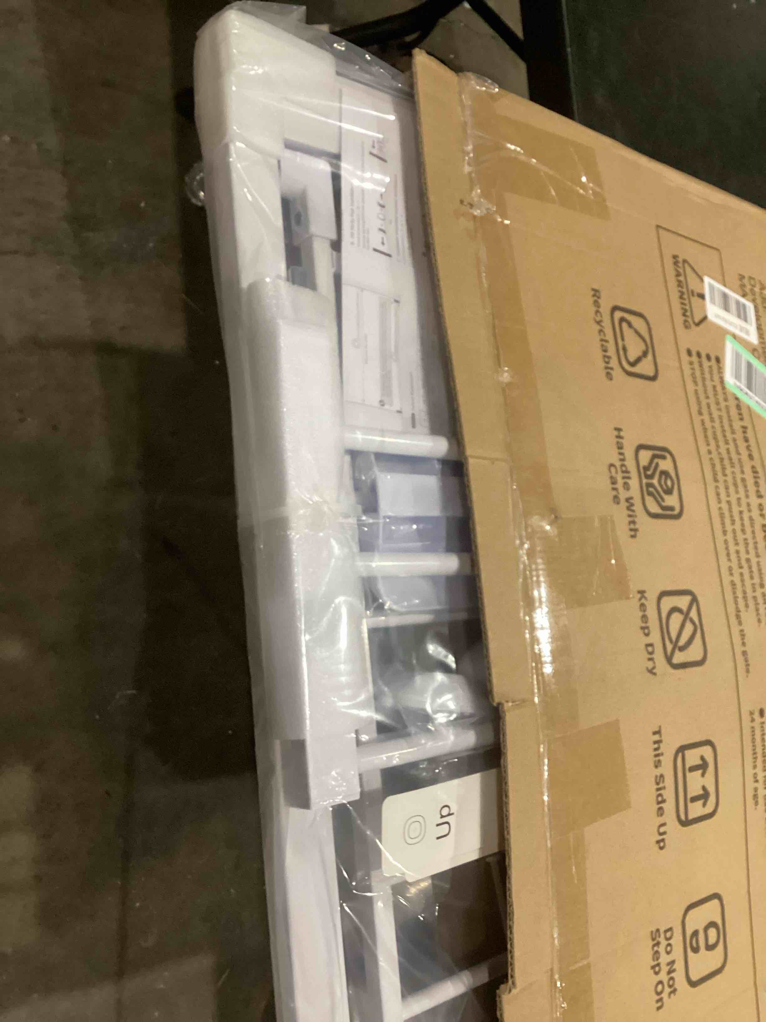 https://s3.amazonaws.com/lotting-images-prod/bidfta/PPE1594198_1751723368587.jpeg