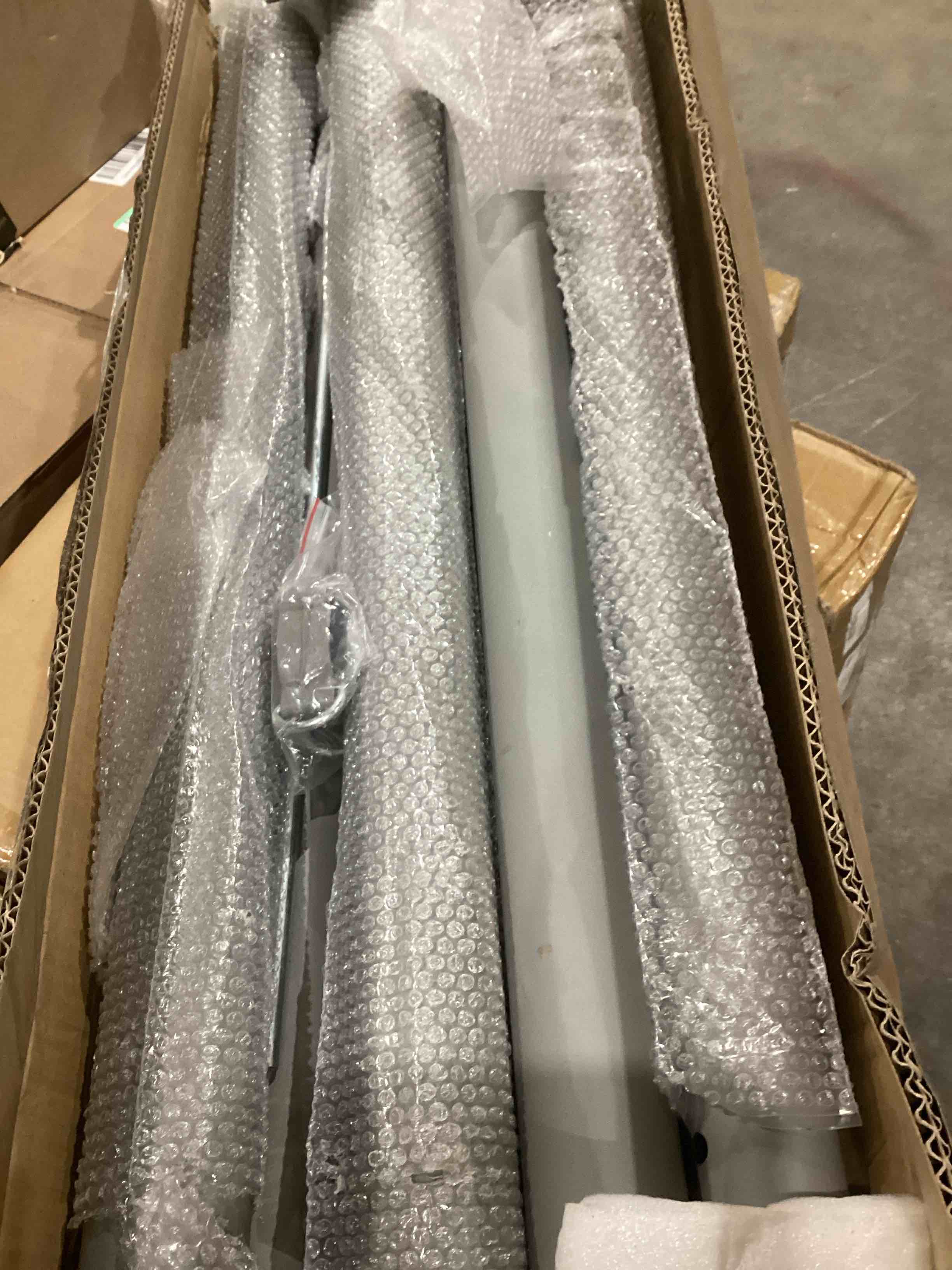 https://s3.amazonaws.com/lotting-images-prod/bidfta/PPE1594202_1751724332196.jpeg