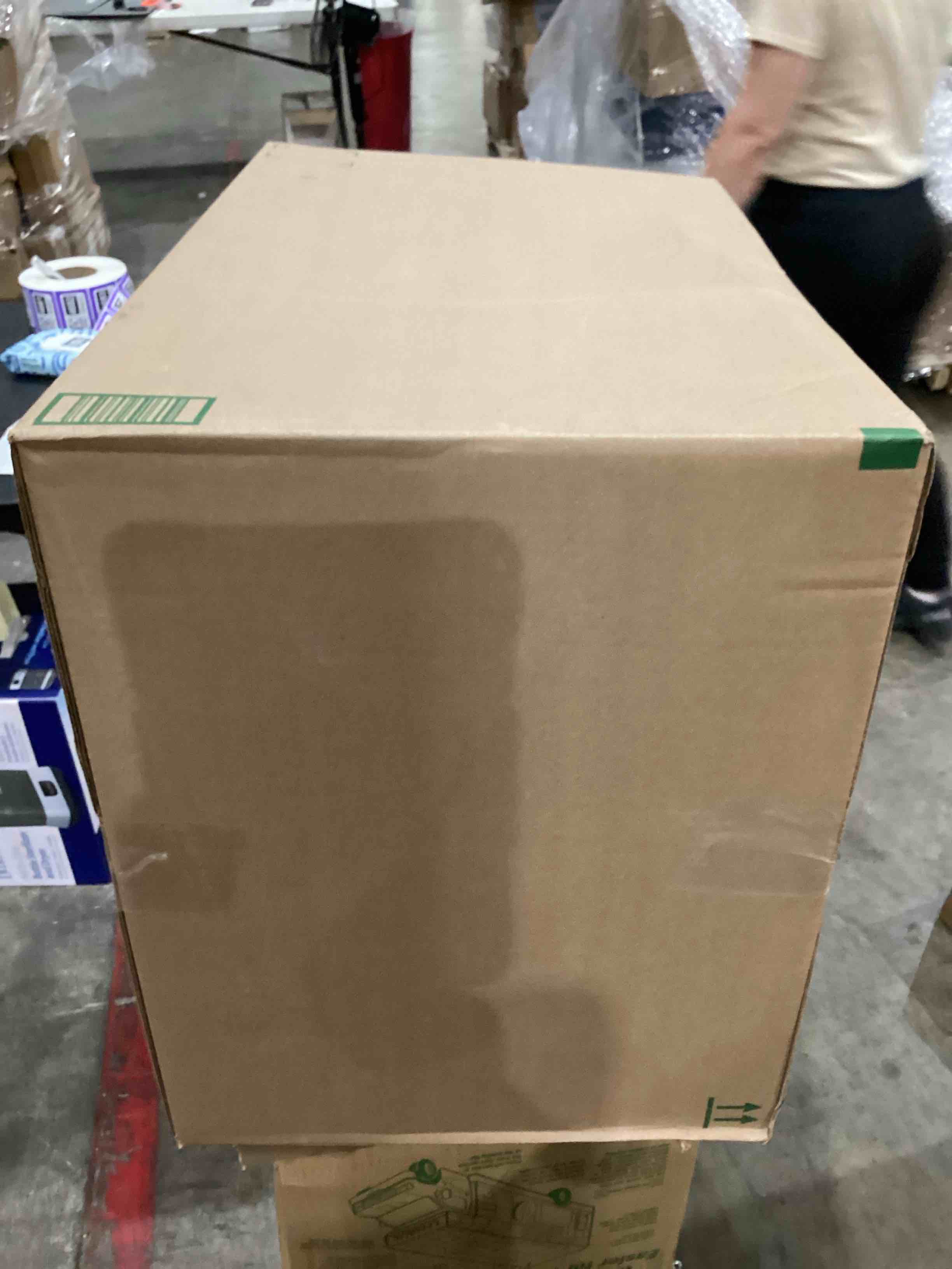 https://s3.amazonaws.com/lotting-images-prod/bidfta/PPE1594667_1752511578406.jpeg