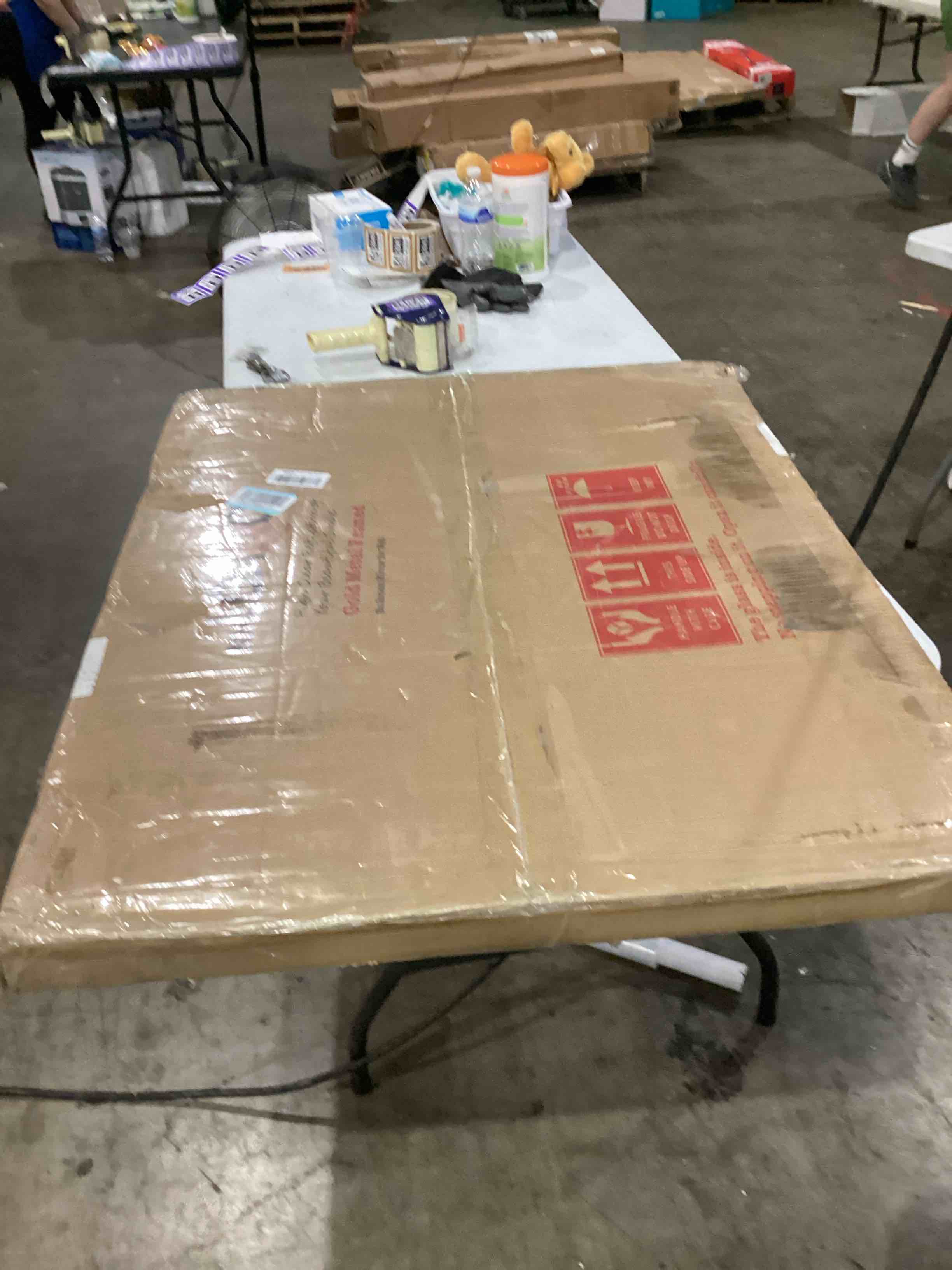 https://s3.amazonaws.com/lotting-images-prod/bidfta/PPE1594798_1752598631730.jpeg