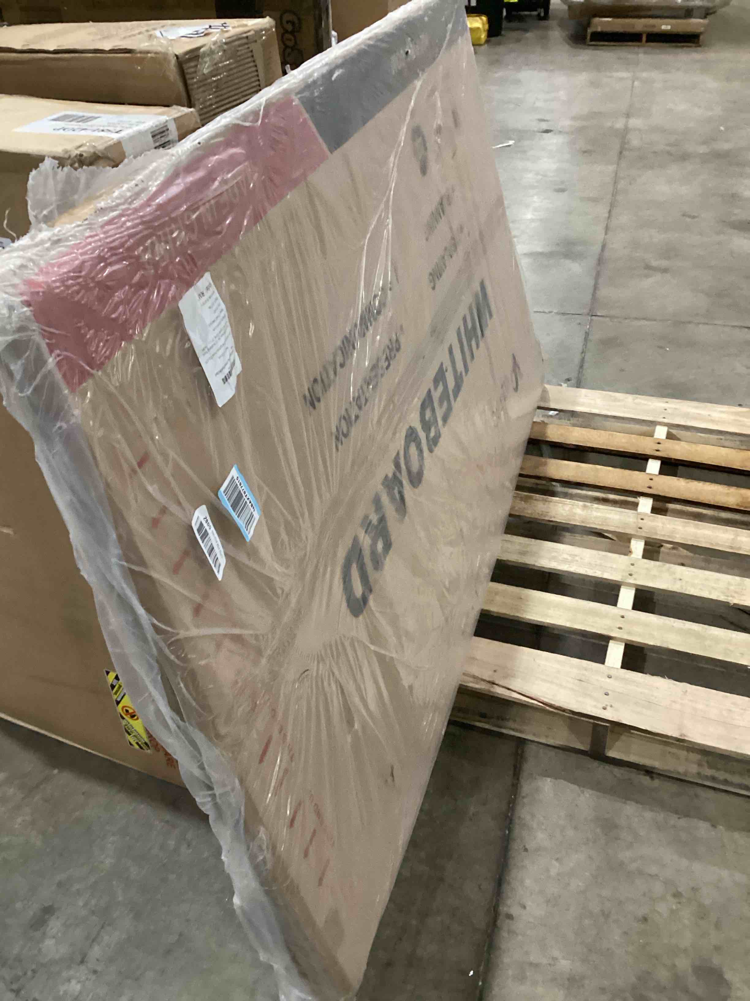 https://s3.amazonaws.com/lotting-images-prod/bidfta/PPE1594845_1752604933649.jpeg