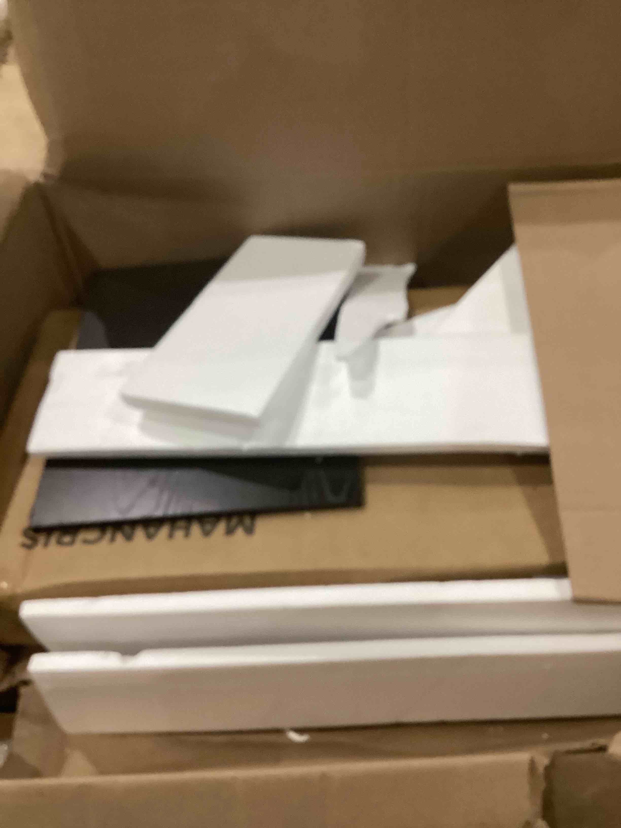 https://s3.amazonaws.com/lotting-images-prod/bidfta/PPE1594925_1752681086667.jpeg