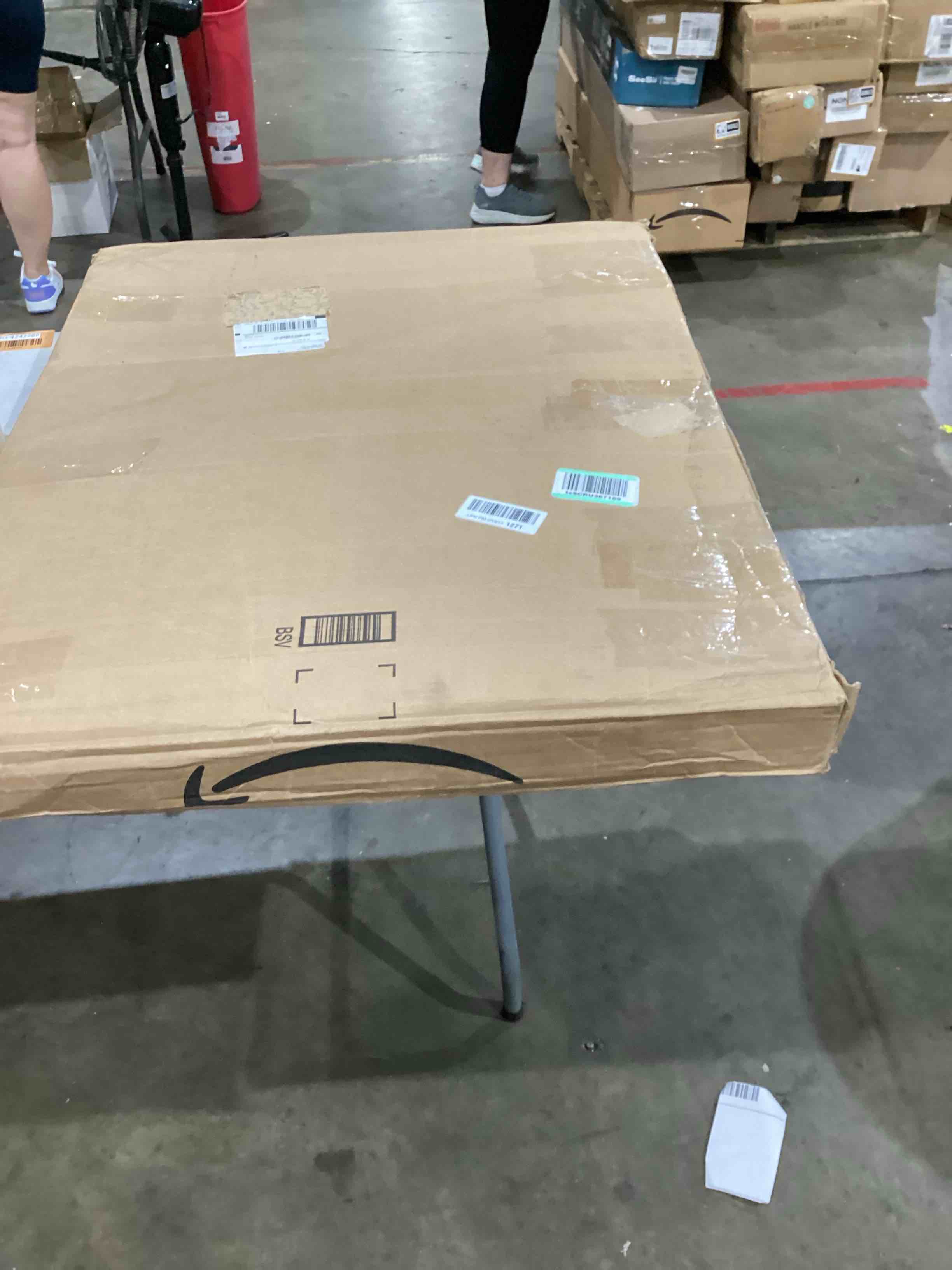 https://s3.amazonaws.com/lotting-images-prod/bidfta/PPE1595148_1752853352904.jpeg