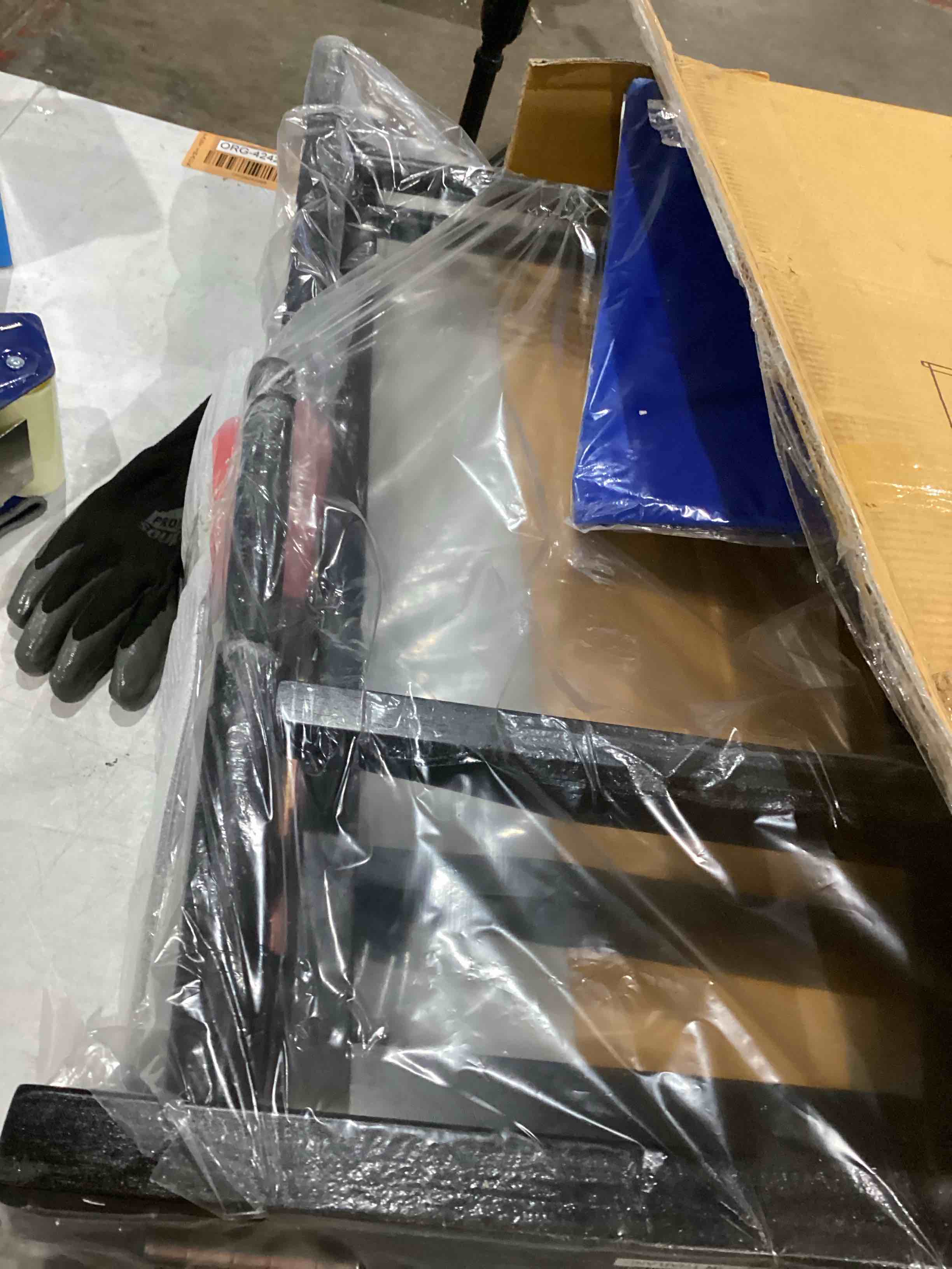 https://s3.amazonaws.com/lotting-images-prod/bidfta/PPE1595290_1753116591848.jpeg