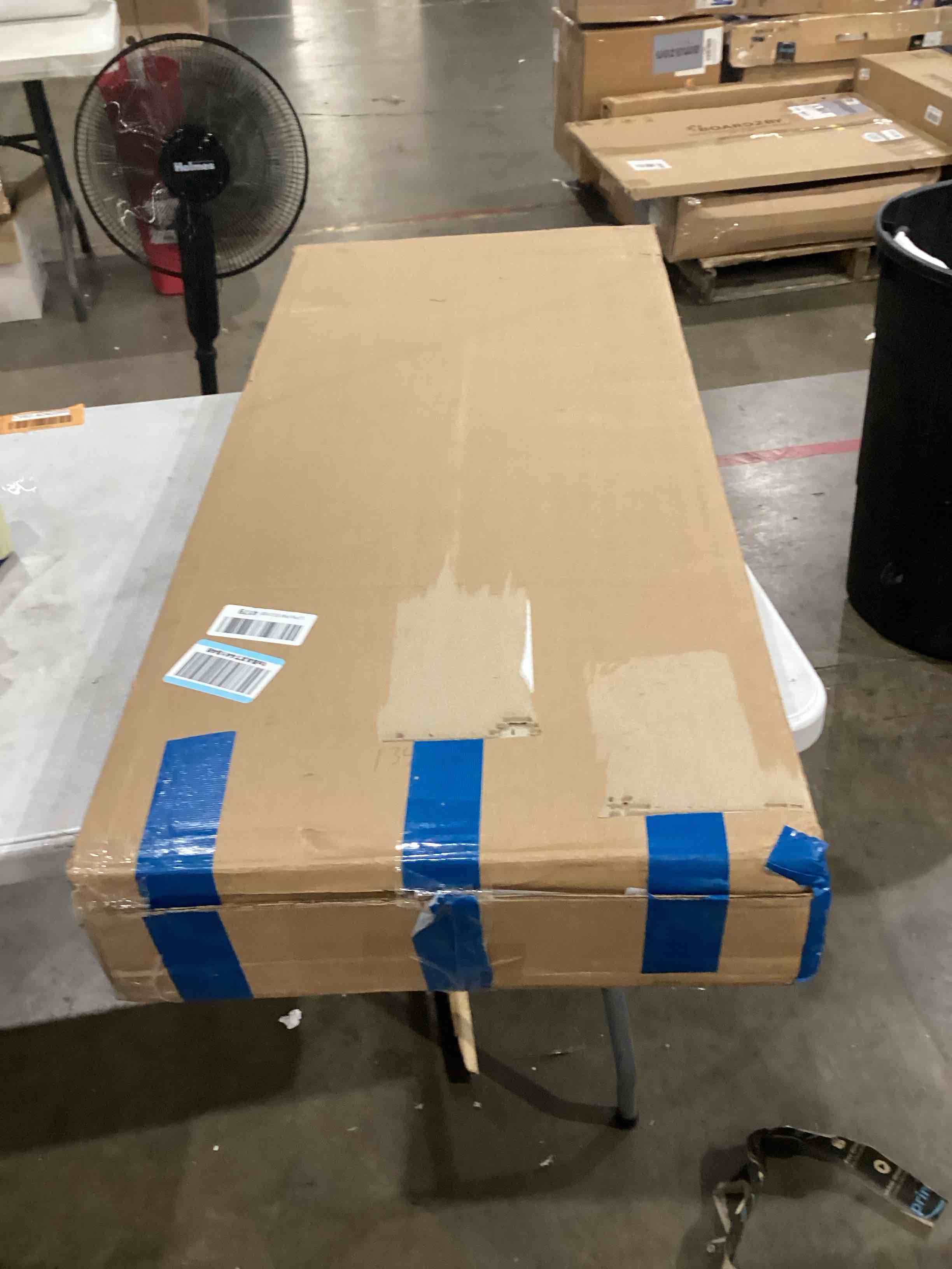 https://s3.amazonaws.com/lotting-images-prod/bidfta/PPE1595335_1753123714518.jpeg