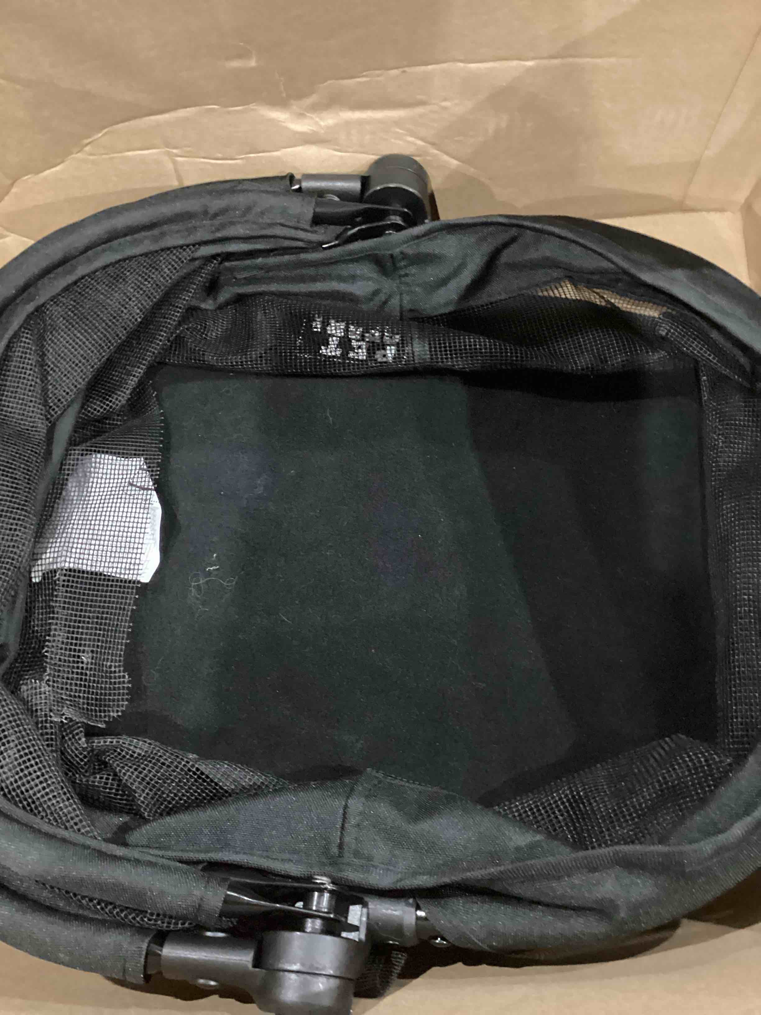 https://s3.amazonaws.com/lotting-images-prod/bidfta/PPE1595608_1753285912747.jpeg