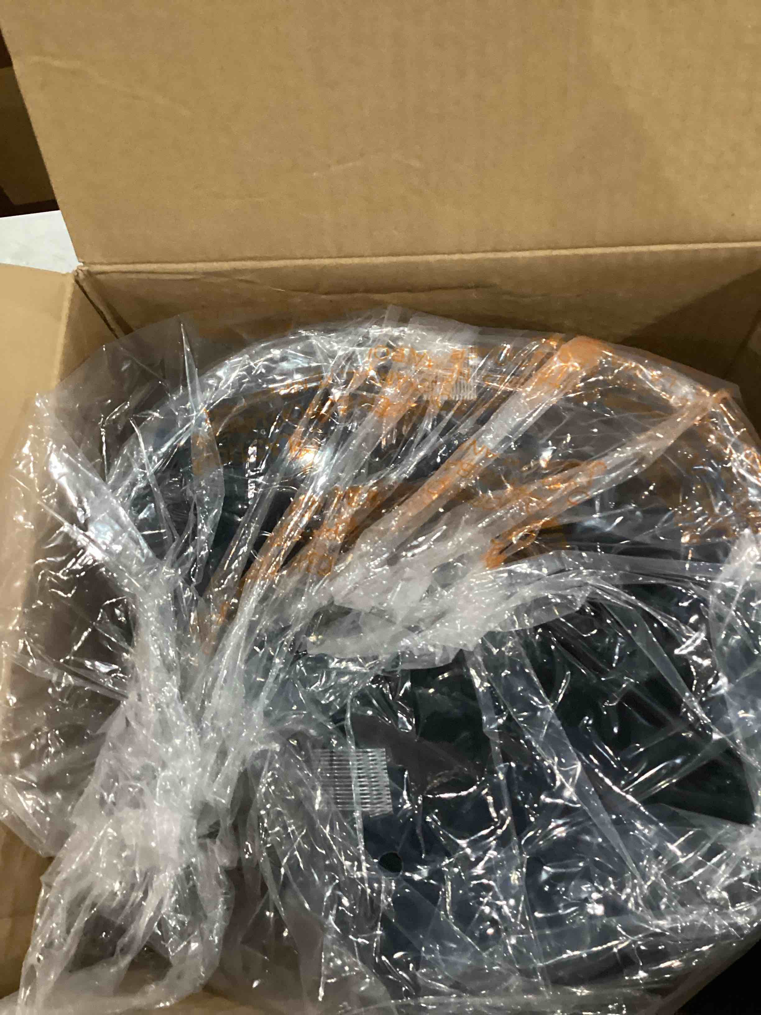 https://s3.amazonaws.com/lotting-images-prod/bidfta/PPE1595610_1753288546982.jpeg