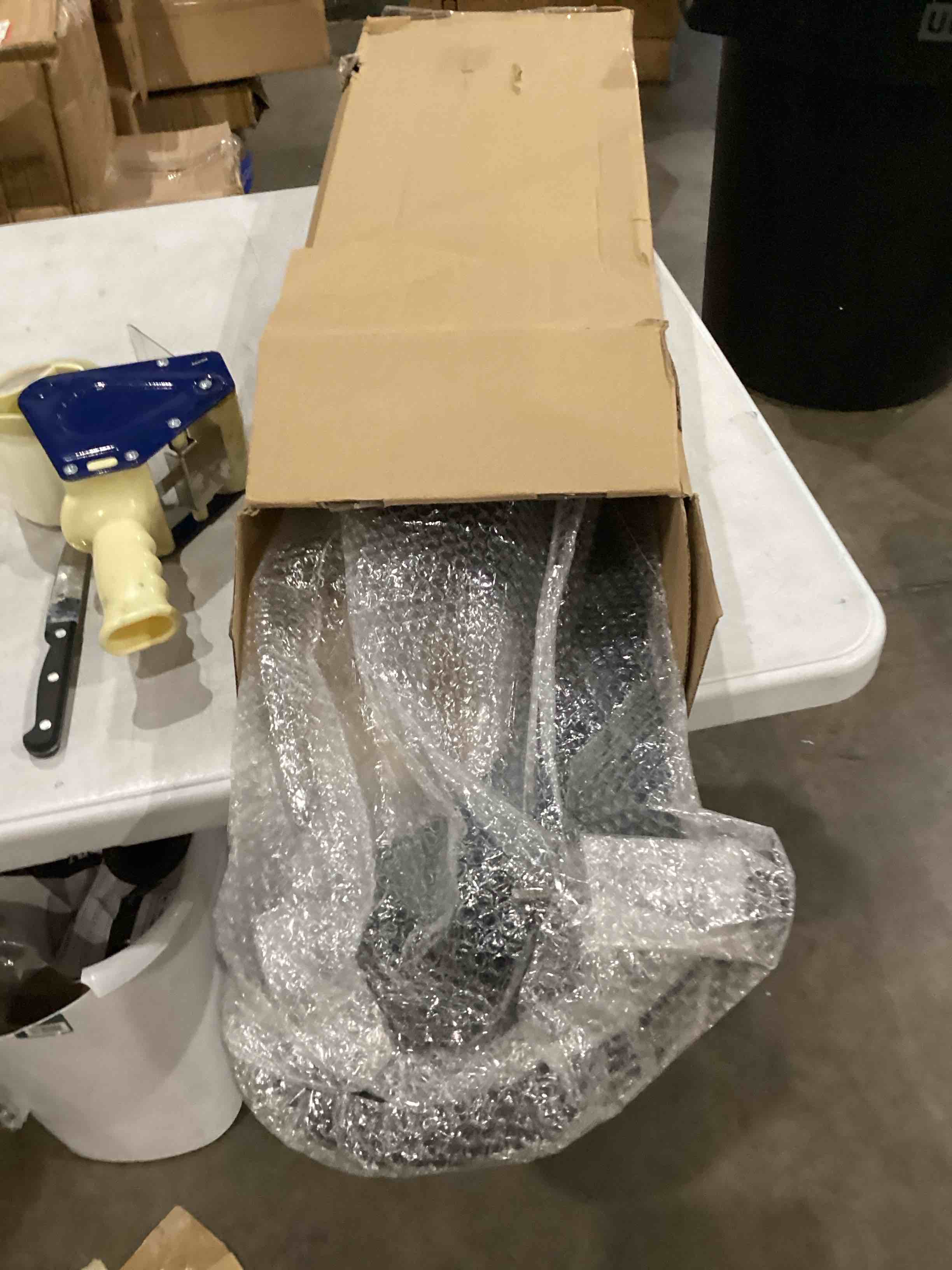 https://s3.amazonaws.com/lotting-images-prod/bidfta/PPE1595632_1753295146526.jpeg