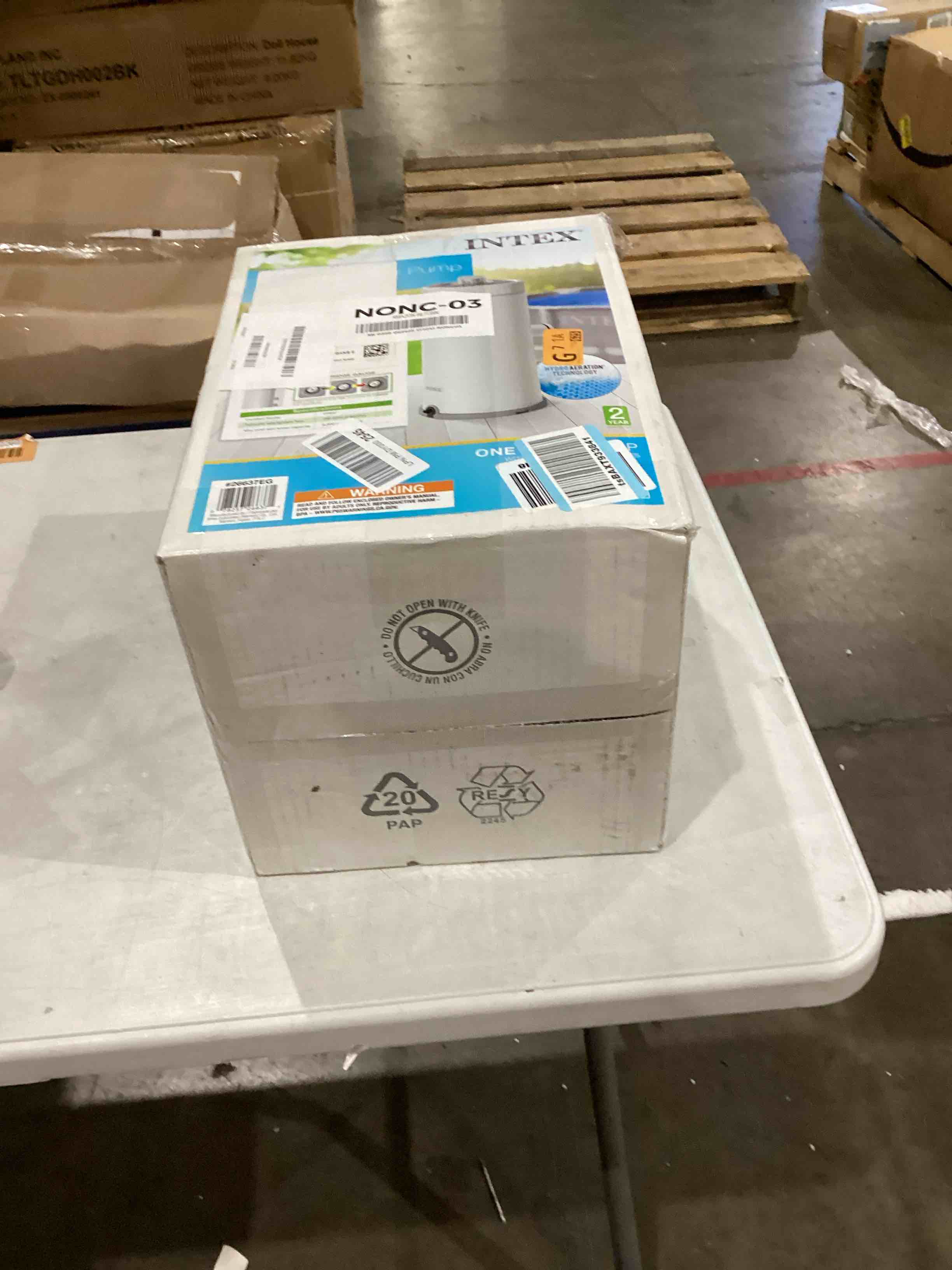 https://s3.amazonaws.com/lotting-images-prod/bidfta/PPE1595832_1753462109855.jpeg