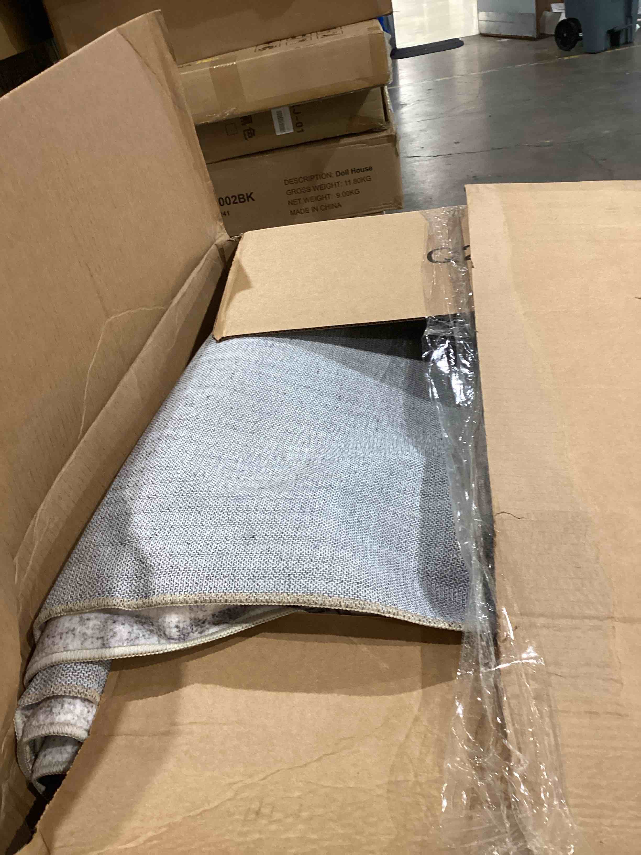 https://s3.amazonaws.com/lotting-images-prod/bidfta/PPE1595855_1753465270793.jpeg