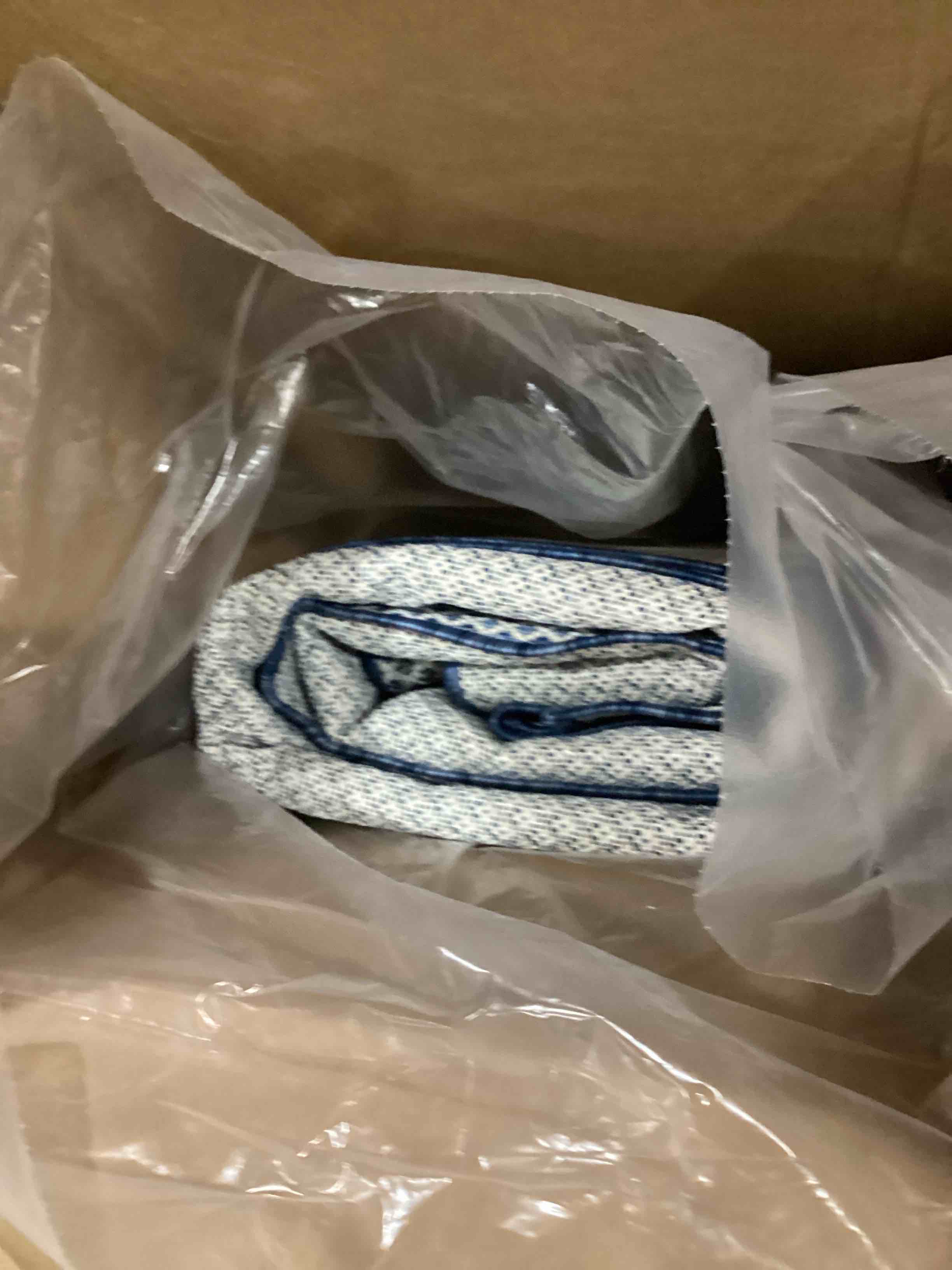 https://s3.amazonaws.com/lotting-images-prod/bidfta/PPE1595970_1753722874074.jpeg